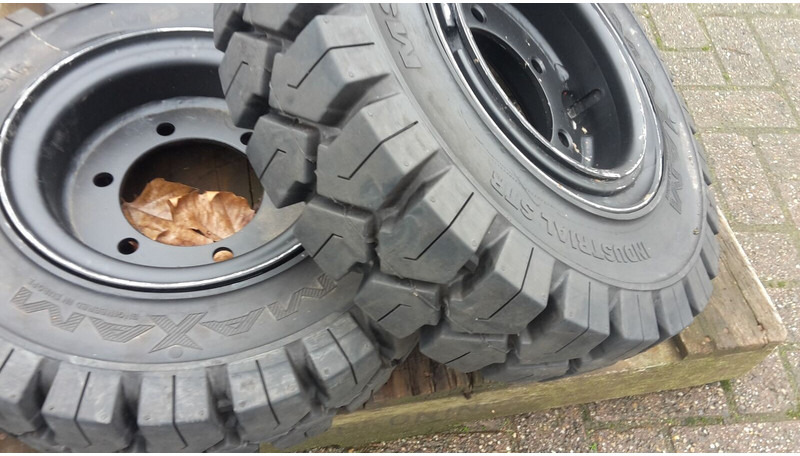 Maxam zwaarlast wielen - 휠 및 타이어 : 사진 2 Maxam zwaarlast wielen - 휠 및 타이어 : 사진 2