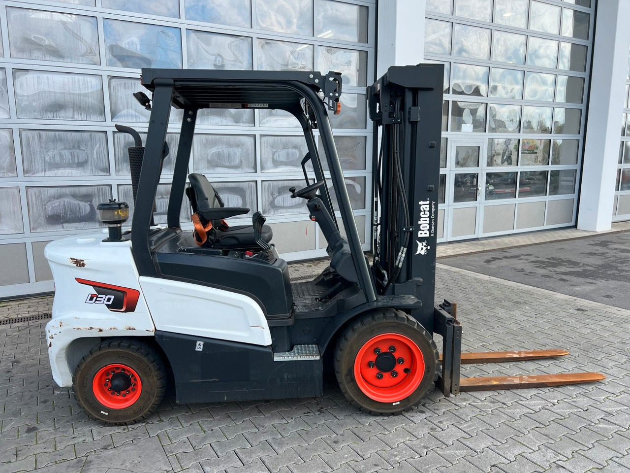 Bobcat D30NXS / nur 482h! / 12.2023 / SS - 전기 지게차 : 사진 3 Bobcat D30NXS / nur 482h! / 12.2023 / SS - 전기 지게차 : 사진 3