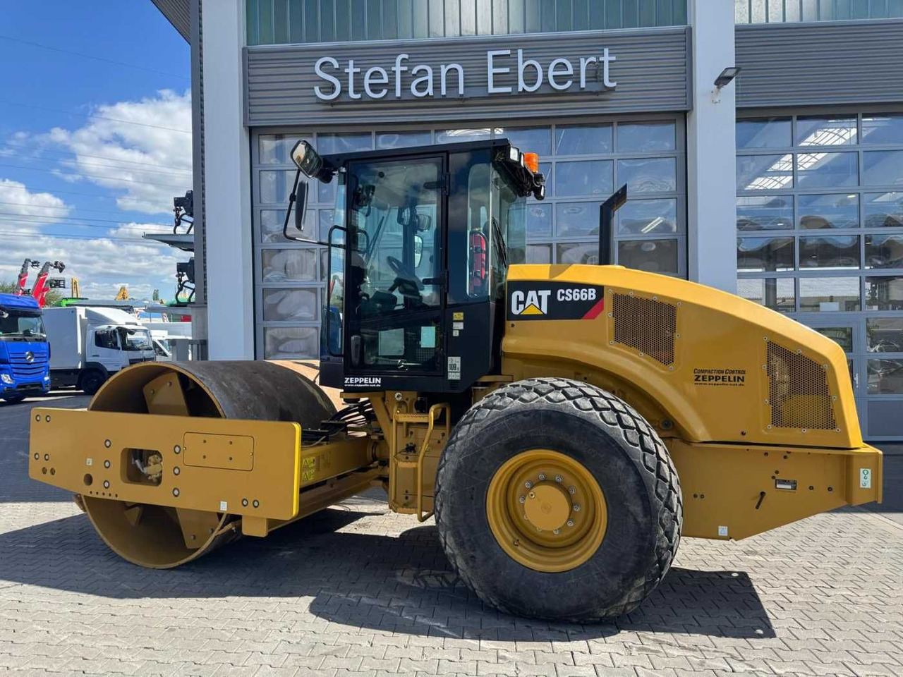 CAT CS66B / 2017 / nur 83h! / Klima / neuwertig! - 압축기 : 사진 5 CAT CS66B / 2017 / nur 83h! / Klima / neuwertig! - 압축기 : 사진 5