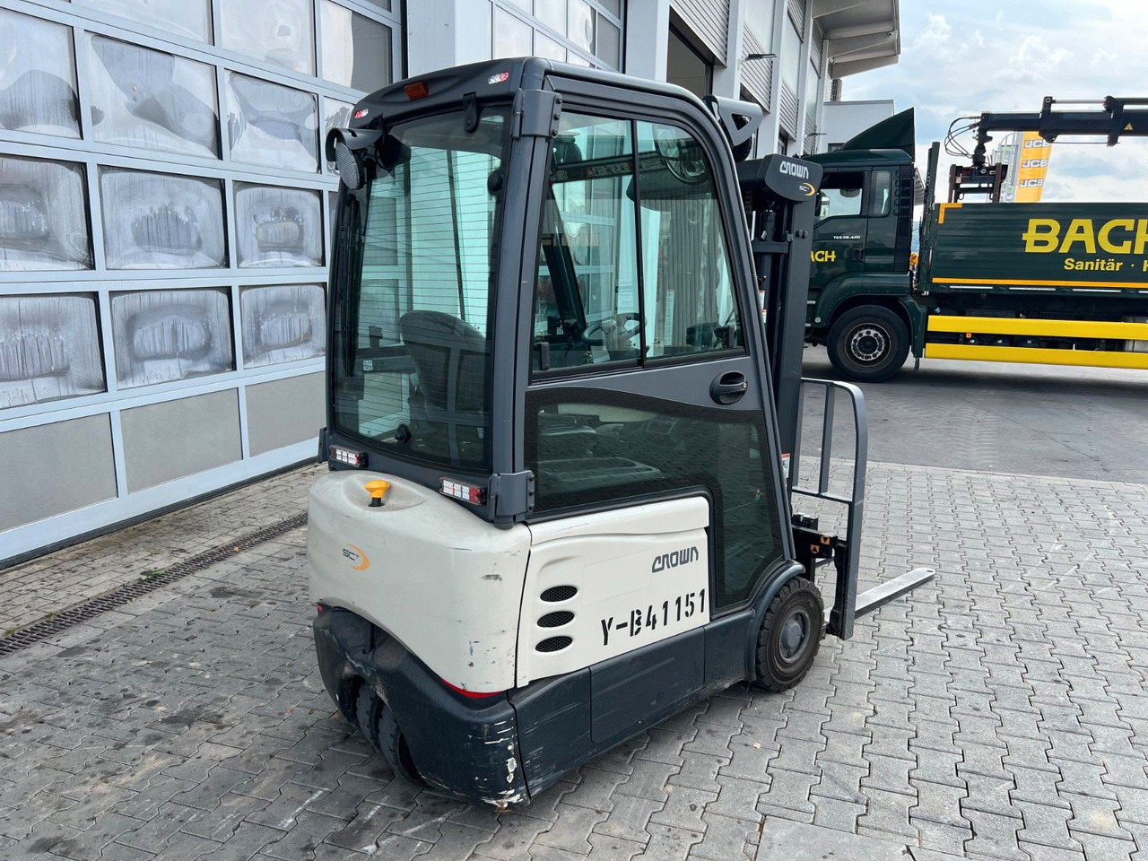 Crown SCT6020-1.3 / Triplex 4,3m / 1.227h / 2017 - 전기 지게차 : 사진 3 Crown SCT6020-1.3 / Triplex 4,3m / 1.227h / 2017 - 전기 지게차 : 사진 3