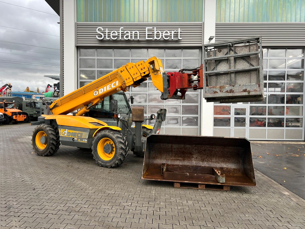 Dieci Icarus 40.16 ET 166 / 4.238 h / 2003 - 휠 로더 : 사진 1 Dieci Icarus 40.16 ET 166 / 4.238 h / 2003 - 휠 로더 : 사진 1