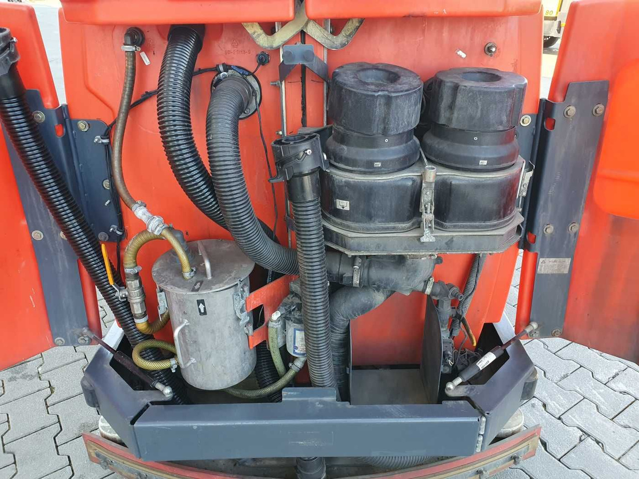 리스 Hakomatic B 1100 / nur 704h! / 2006 Hakomatic B 1100 / nur 704h! / 2006 : 사진 11 리스 Hakomatic B 1100 / nur 704h! / 2006 Hakomatic B 1100 / nur 704h! / 2006 : 사진 11