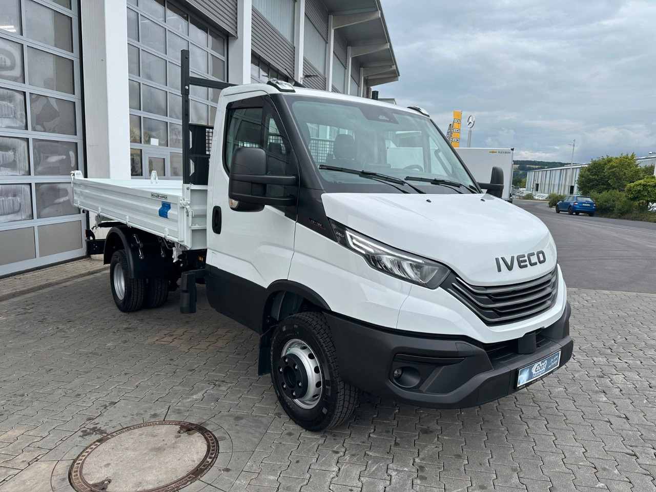Iveco 70C18H 3-S.-Kipper Meiller *R3.450mm*2xAHK* - 덤프 밴 : 사진 3 Iveco 70C18H 3-S.-Kipper Meiller *R3.450mm*2xAHK* - 덤프 밴 : 사진 3
