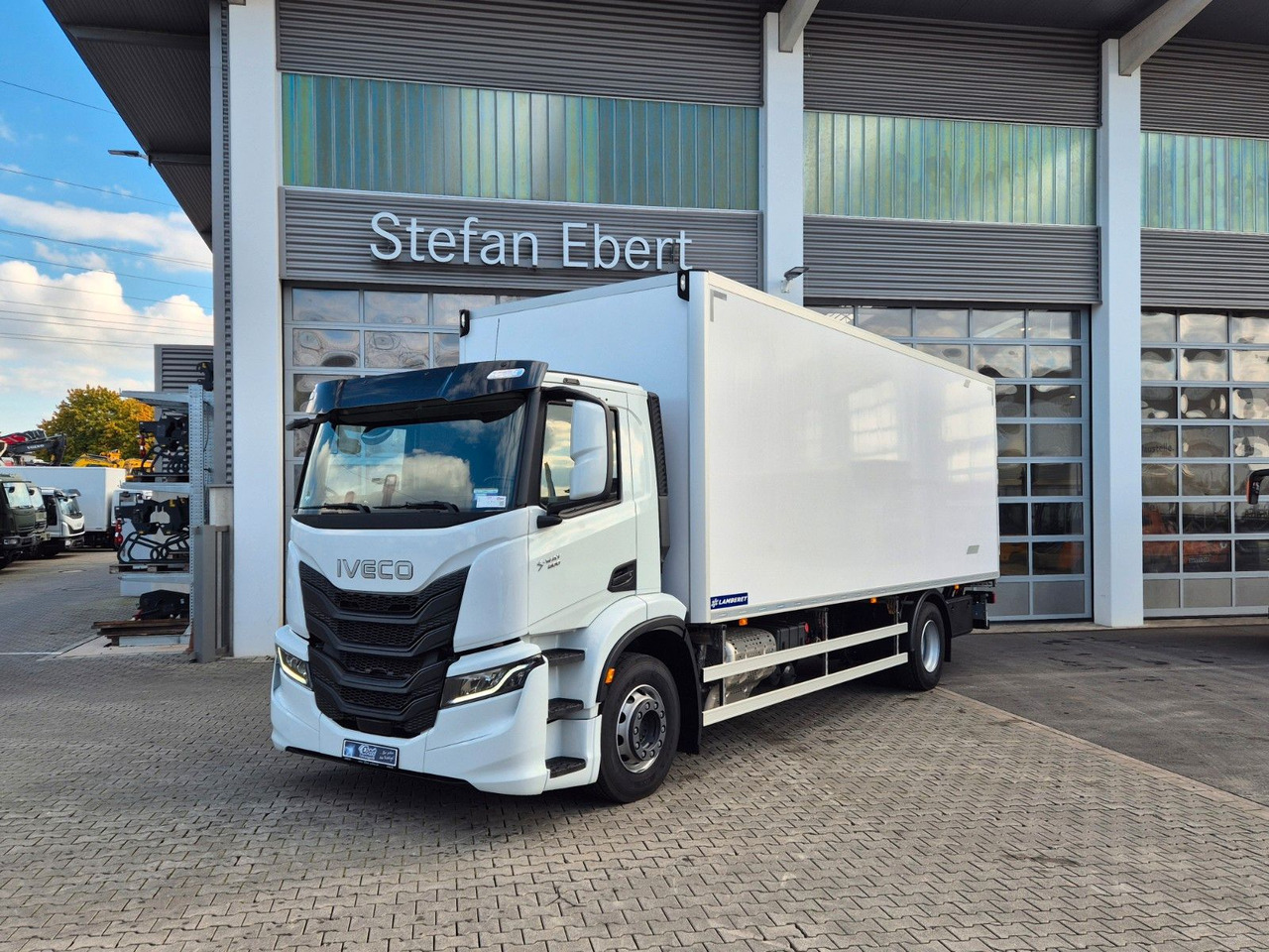 Iveco AD190S40/FP Lamberet Mitsubishi LBW Tür AHK - 냉동탑차 : 사진 1 Iveco AD190S40/FP Lamberet Mitsubishi LBW Tür AHK - 냉동탑차 : 사진 1