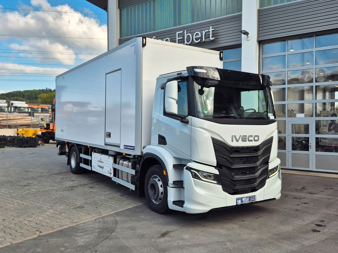 Iveco AD190S40/FP Lamberet Mitsubishi LBW Tür AHK - 냉동탑차 : 사진 2 Iveco AD190S40/FP Lamberet Mitsubishi LBW Tür AHK - 냉동탑차 : 사진 2