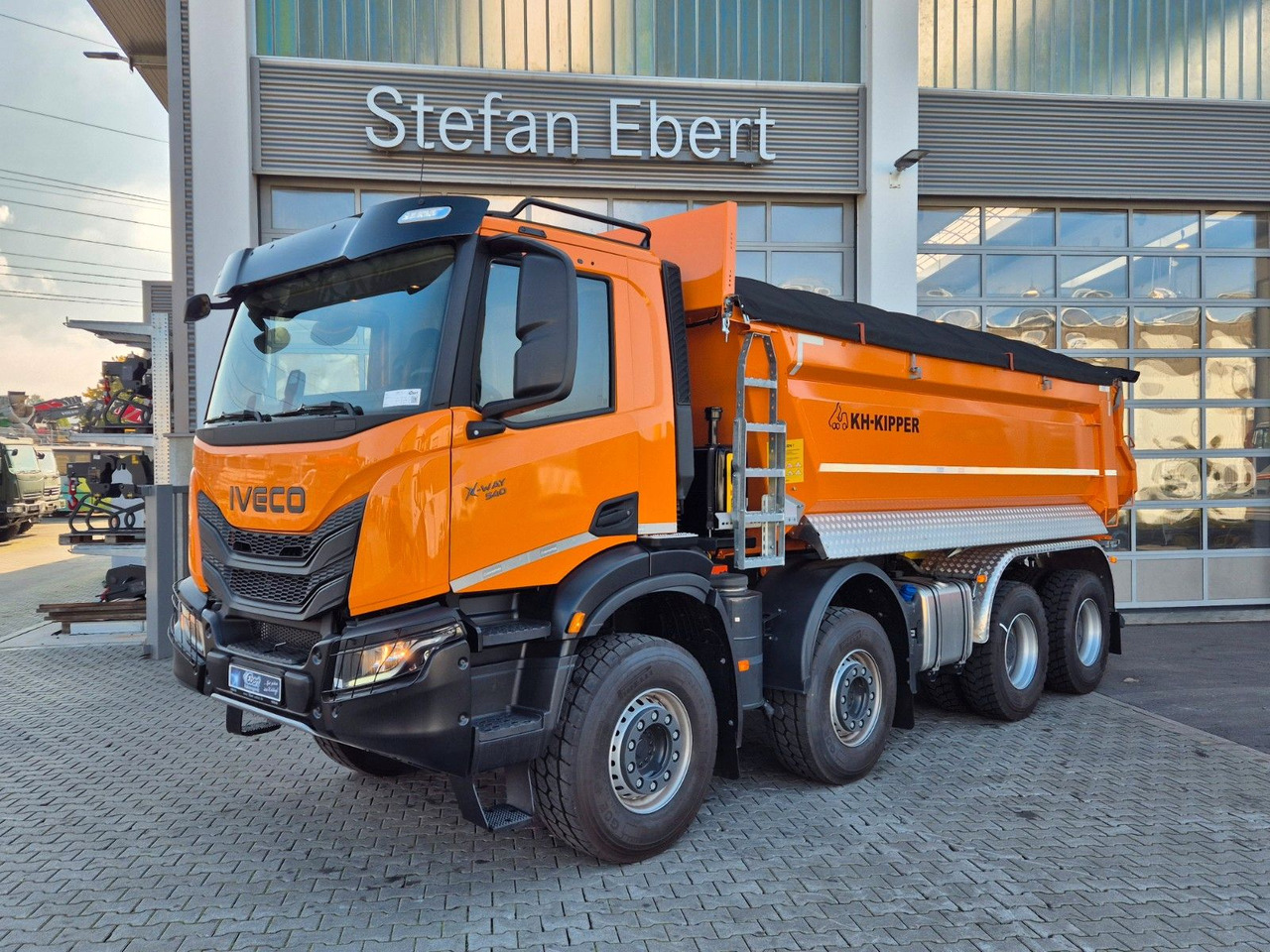 Iveco AD360X54Z HR OFF 8x4 Intarder AHK - 스킵 로더 트럭 : 사진 4 Iveco AD360X54Z HR OFF 8x4 Intarder AHK - 스킵 로더 트럭 : 사진 4
