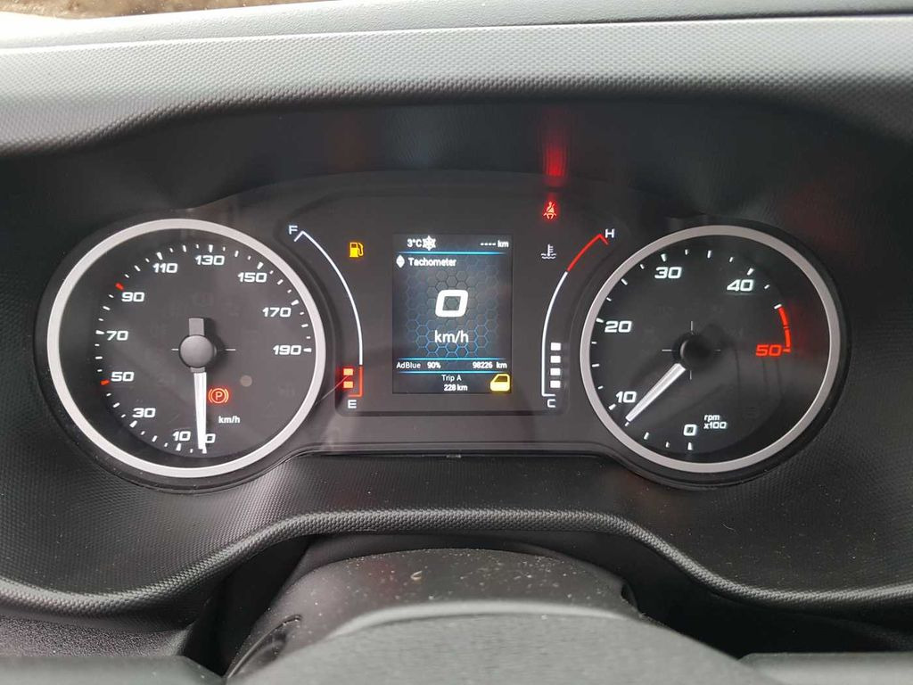 패널 밴 Iveco Daily 35 S 16 V *Klima*L4.100mm* Iveco Daily 35 S 16 V *Klima*L4.100mm* : 사진 13 패널 밴 Iveco Daily 35 S 16 V *Klima*L4.100mm* Iveco Daily 35 S 16 V *Klima*L4.100mm* : 사진 13