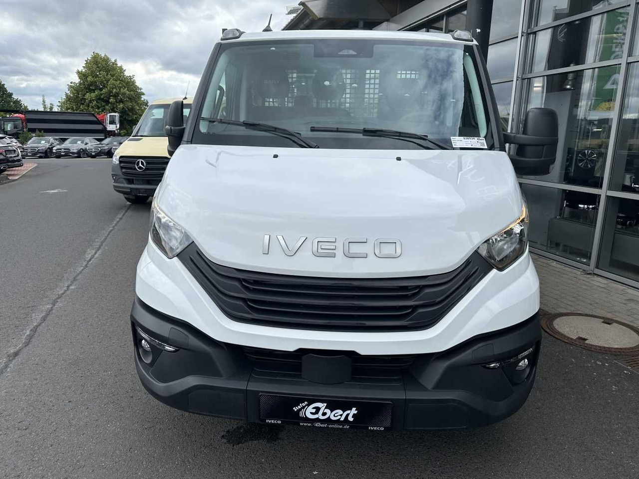 Iveco Daily 35S16 A8 Pritsche *R3.450mm*AHK* - 플랫베드 밴 : 사진 2 Iveco Daily 35S16 A8 Pritsche *R3.450mm*AHK* - 플랫베드 밴 : 사진 2
