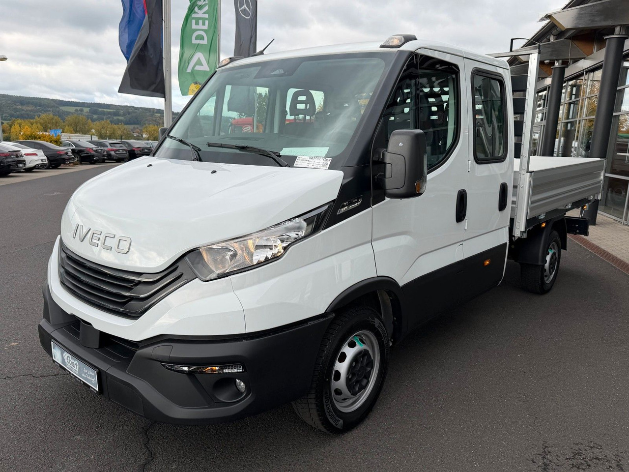 Iveco Daily 35S16 A8 *R.3450mm*Automatik*AHK*7-Sitze* - 덤프 밴, 콤비 밴 : 사진 3 Iveco Daily 35S16 A8 *R.3450mm*Automatik*AHK*7-Sitze* - 덤프 밴, 콤비 밴 : 사진 3