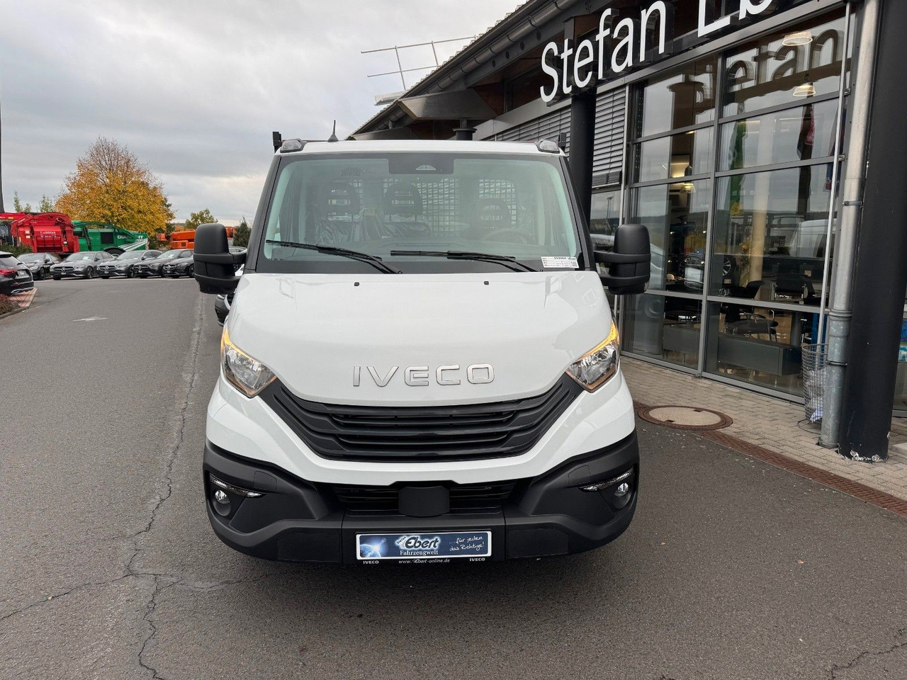 Iveco Daily 35S16 A8 *R3.450mm*Automatik*AHK*Kamera* - 플랫베드 밴 : 사진 2 Iveco Daily 35S16 A8 *R3.450mm*Automatik*AHK*Kamera* - 플랫베드 밴 : 사진 2