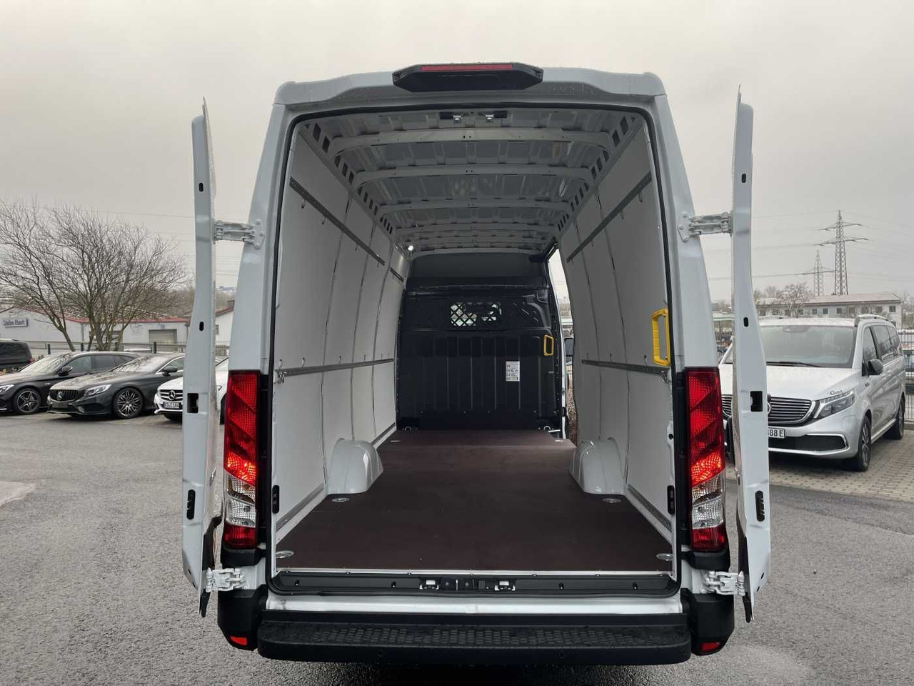 Iveco Daily 35S16V *Klima*R4.100mm* - 패널 밴 : 사진 5 Iveco Daily 35S16V *Klima*R4.100mm* - 패널 밴 : 사진 5