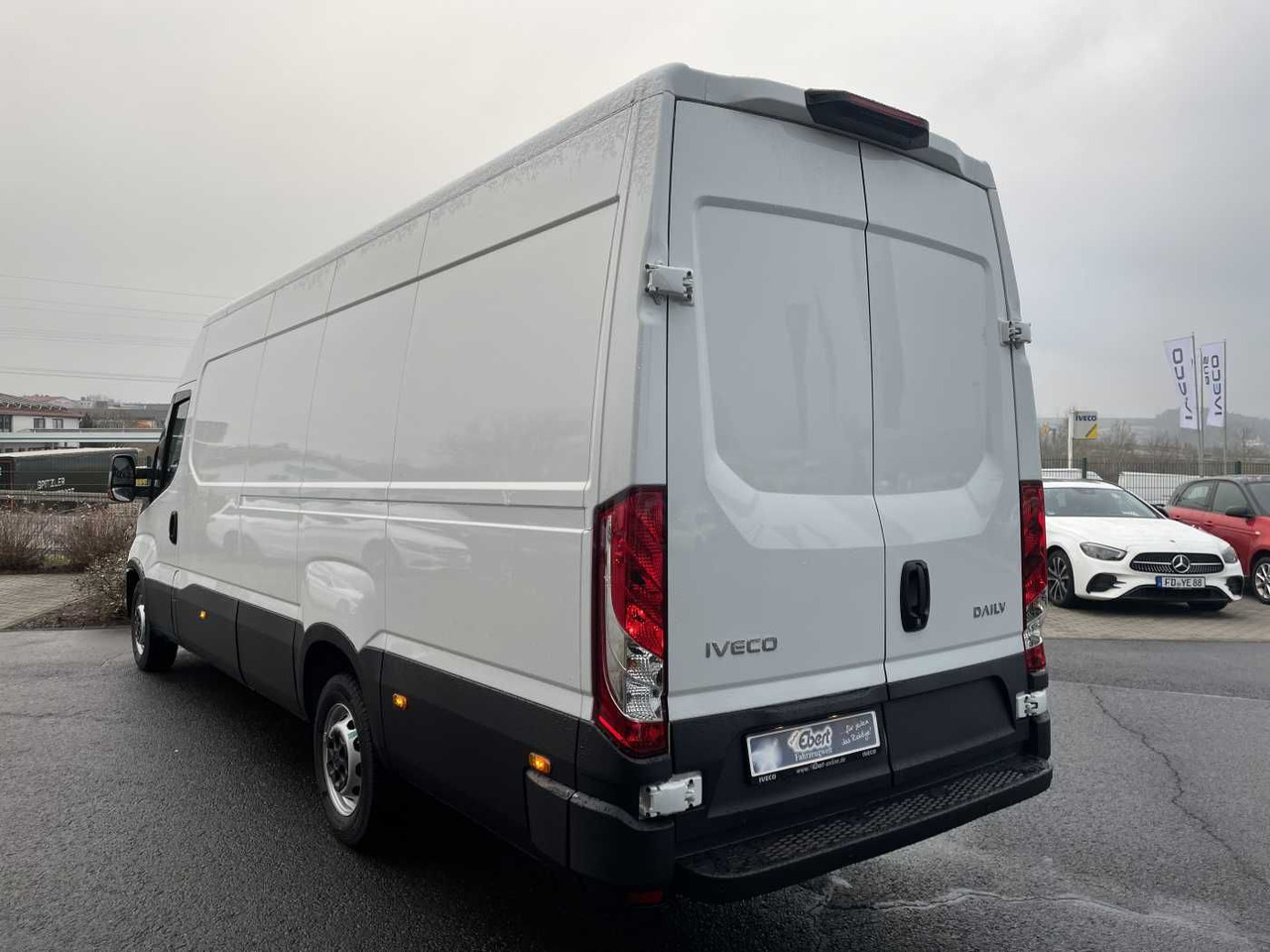 Iveco Daily 35S16V *Klima*R4.100mm* - 패널 밴 : 사진 4 Iveco Daily 35S16V *Klima*R4.100mm* - 패널 밴 : 사진 4