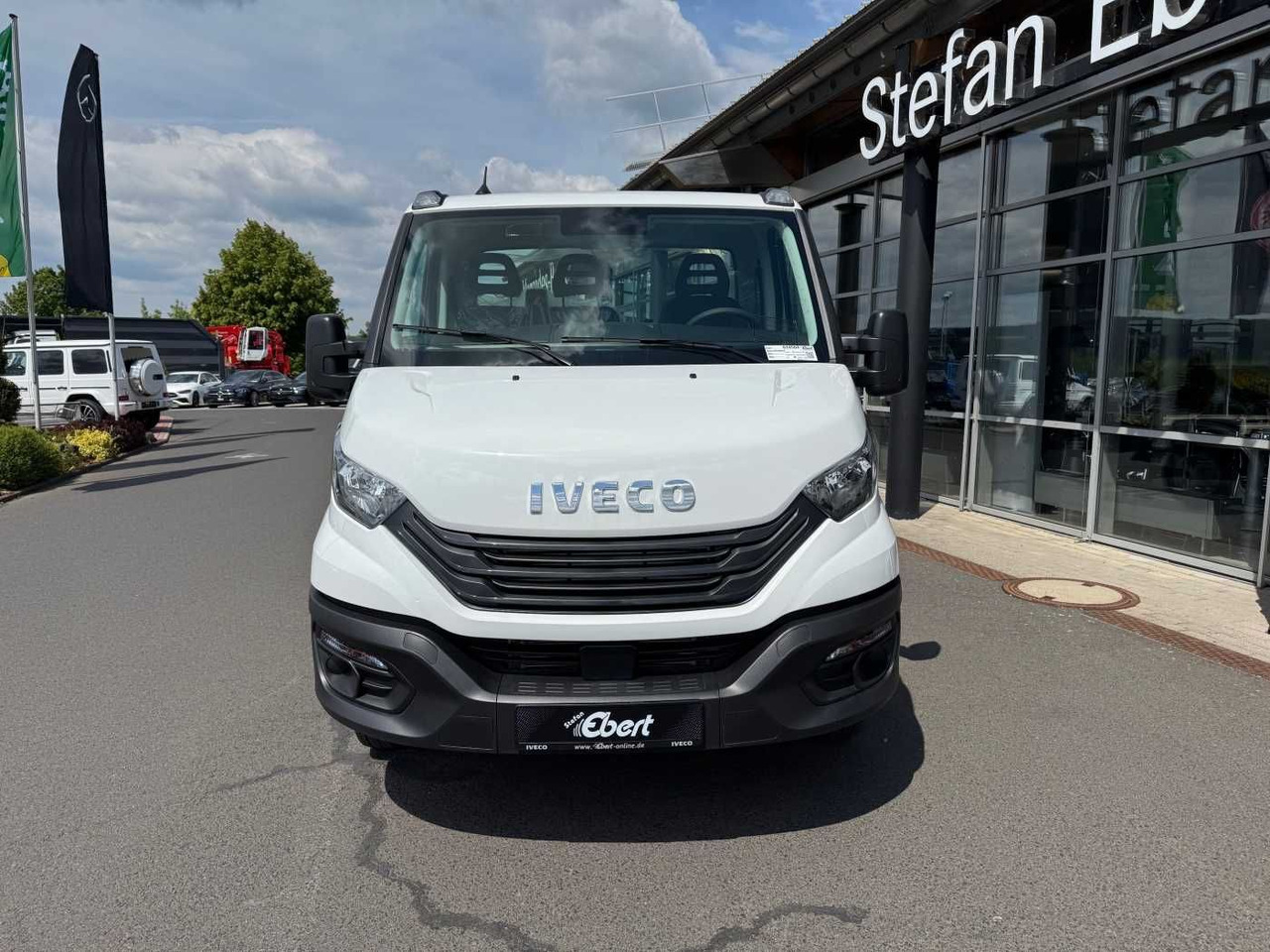 Iveco Daily 50C18 HA8 3.0L  *R4.350mm*Klima*Automatik* - 캡 새시 트럭 : 사진 2 Iveco Daily 50C18 HA8 3.0L  *R4.350mm*Klima*Automatik* - 캡 새시 트럭 : 사진 2