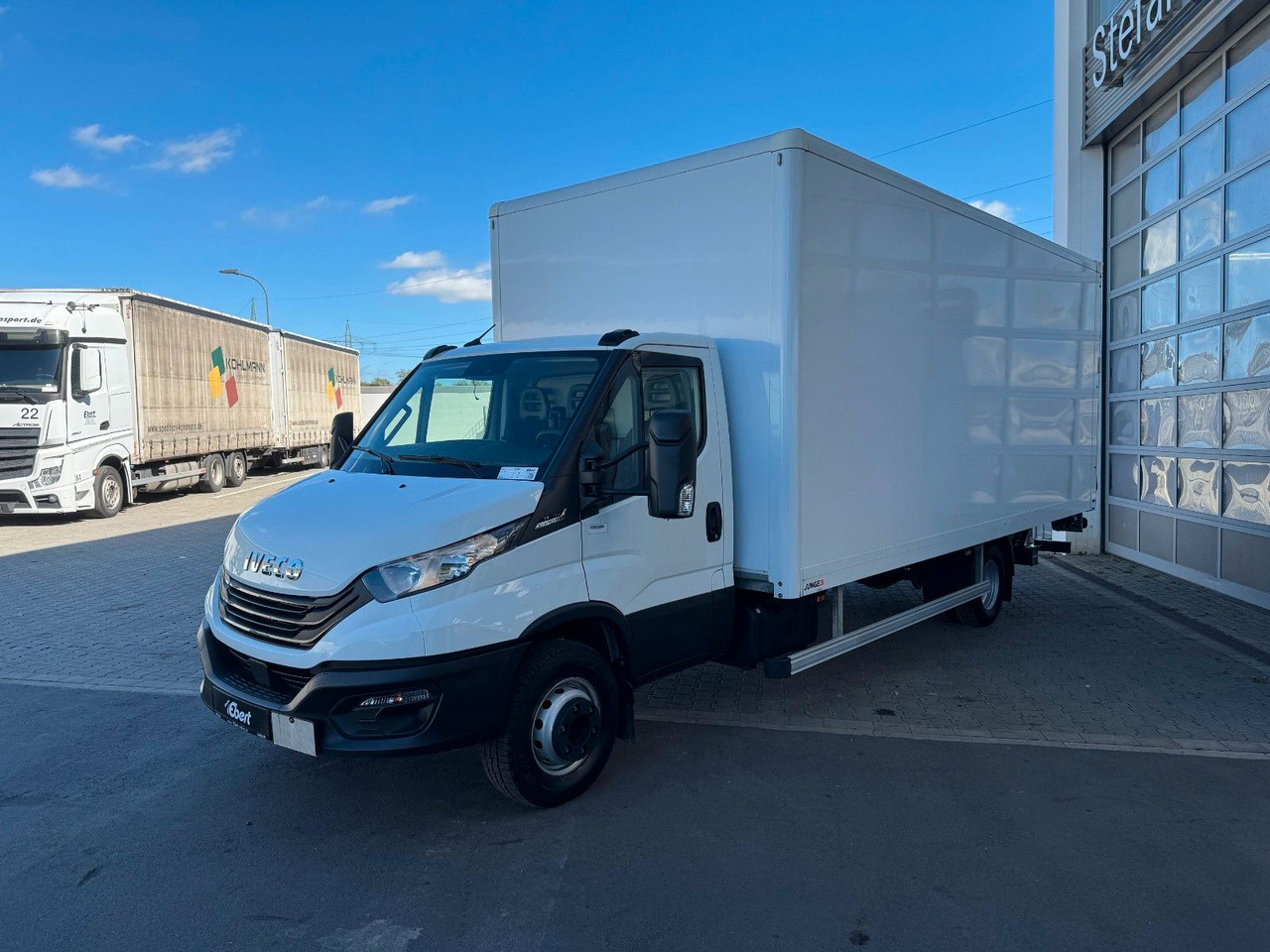 Iveco Daily 70C18 A8 *Koffer*LBW*Automatik* - 박스 밴 : 사진 3 Iveco Daily 70C18 A8 *Koffer*LBW*Automatik* - 박스 밴 : 사진 3
