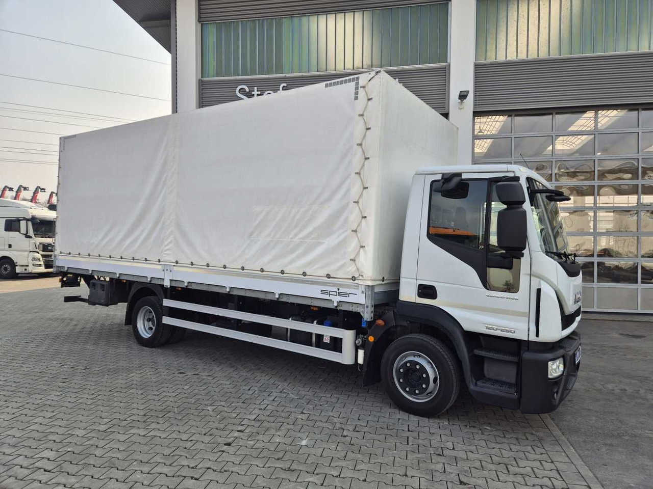Iveco Eurocargo ML120E25 LBW 1.500kg Klima 3 Sitze - 커튼사이더 트럭 : 사진 3 Iveco Eurocargo ML120E25 LBW 1.500kg Klima 3 Sitze - 커튼사이더 트럭 : 사진 3