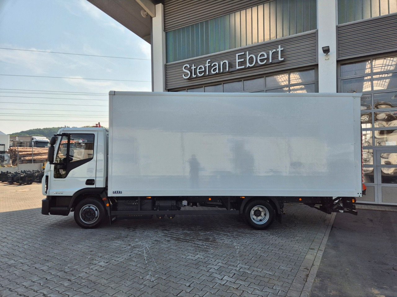 Iveco Eurocargo ML75E21/P LBW 3 Sitze Klima ACC 4 St. - 박스 밴 : 사진 5 Iveco Eurocargo ML75E21/P LBW 3 Sitze Klima ACC 4 St. - 박스 밴 : 사진 5