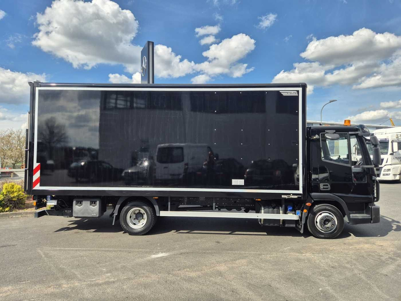 Iveco Eurocargo ML80E21/P LBW Bär 1.500kg 2x AHK - 박스 밴 : 사진 4 Iveco Eurocargo ML80E21/P LBW Bär 1.500kg 2x AHK - 박스 밴 : 사진 4