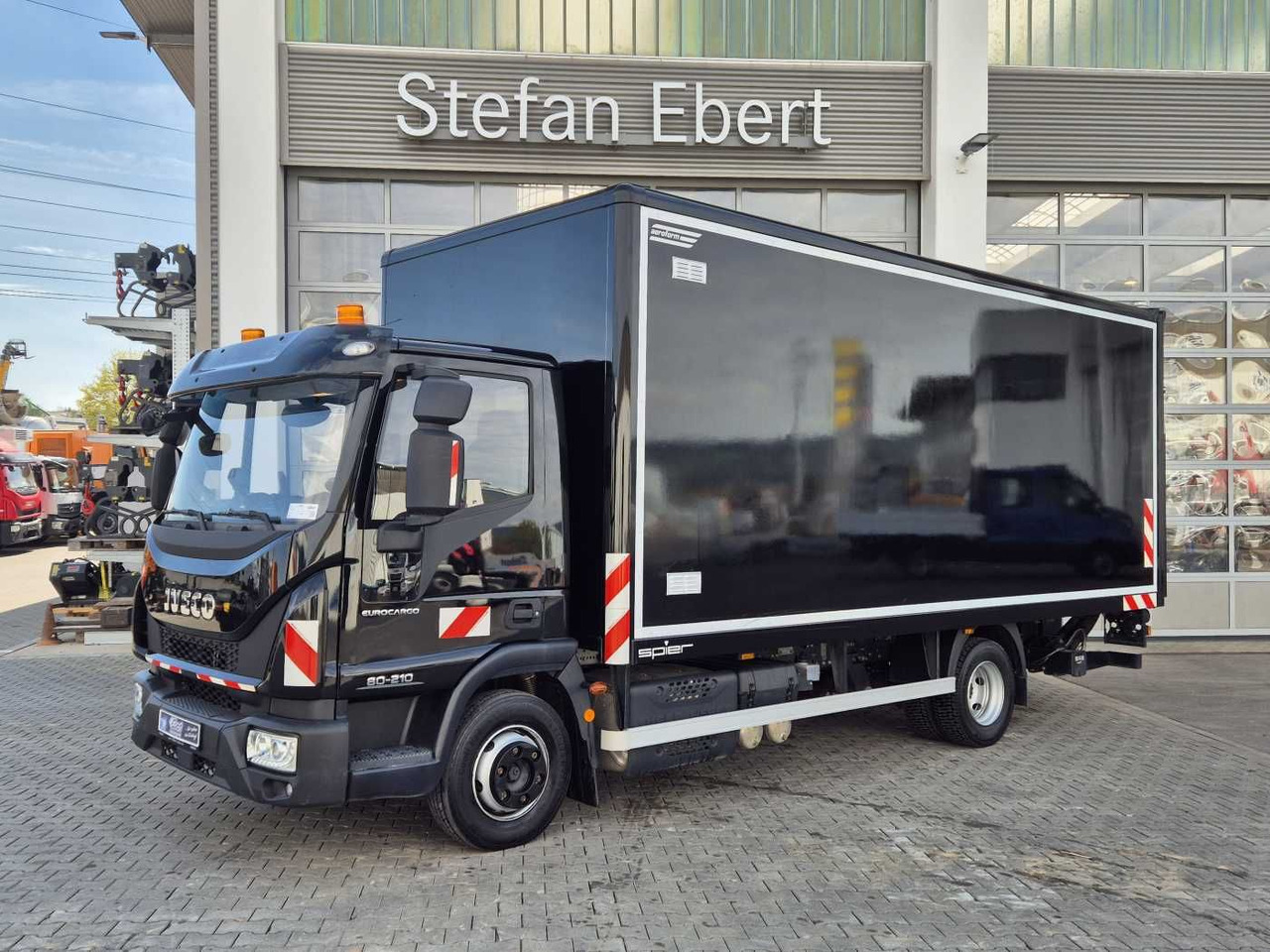 Iveco Eurocargo ML80E21/P LBW Bär 1.500kg 2x AHK - 박스 밴 : 사진 2 Iveco Eurocargo ML80E21/P LBW Bär 1.500kg 2x AHK - 박스 밴 : 사진 2