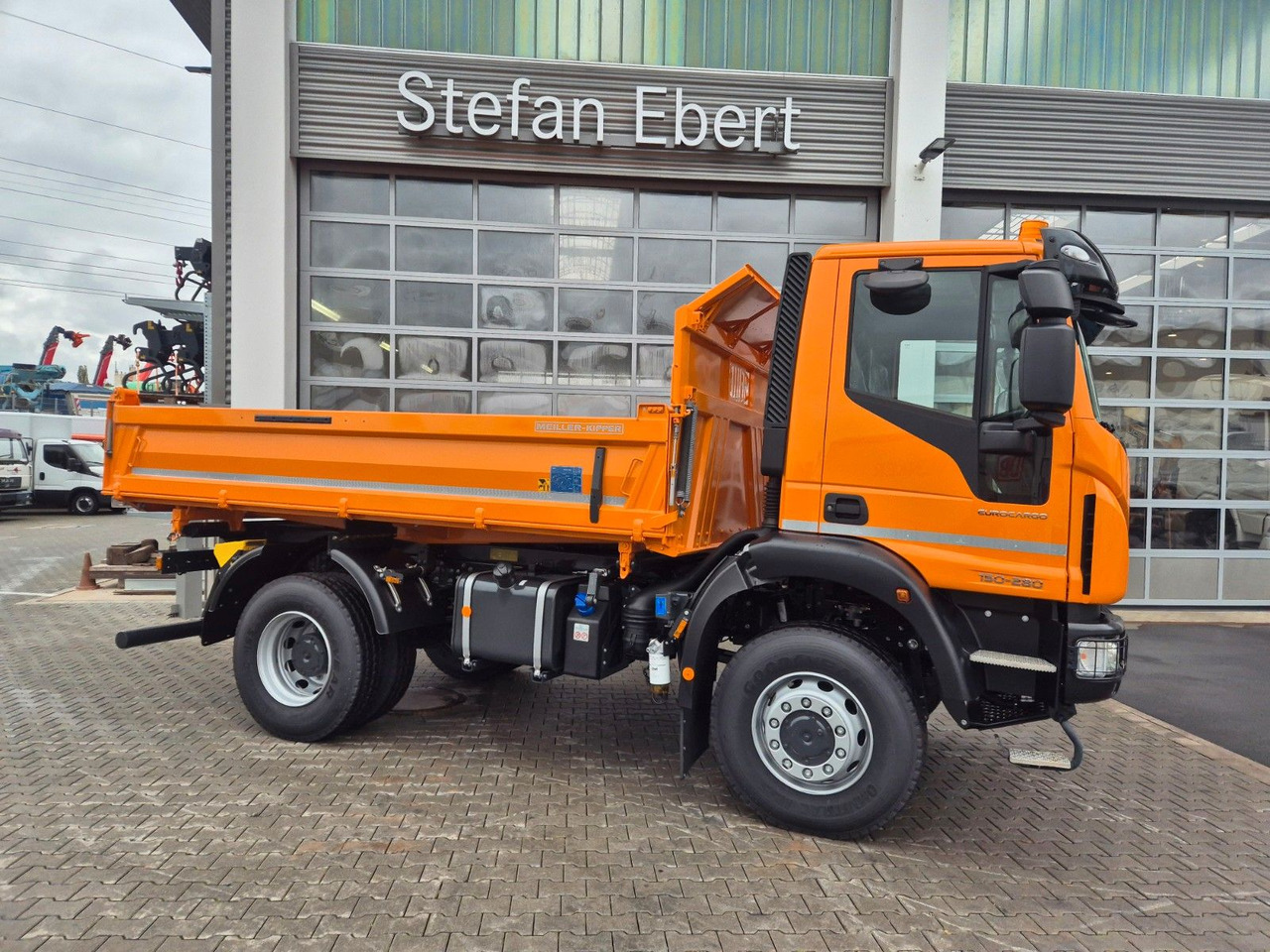 Iveco ML150E28W 4x4 Meiller Dreiseitenkipper 2xAHK - 덤프트럭 : 사진 5 Iveco ML150E28W 4x4 Meiller Dreiseitenkipper 2xAHK - 덤프트럭 : 사진 5
