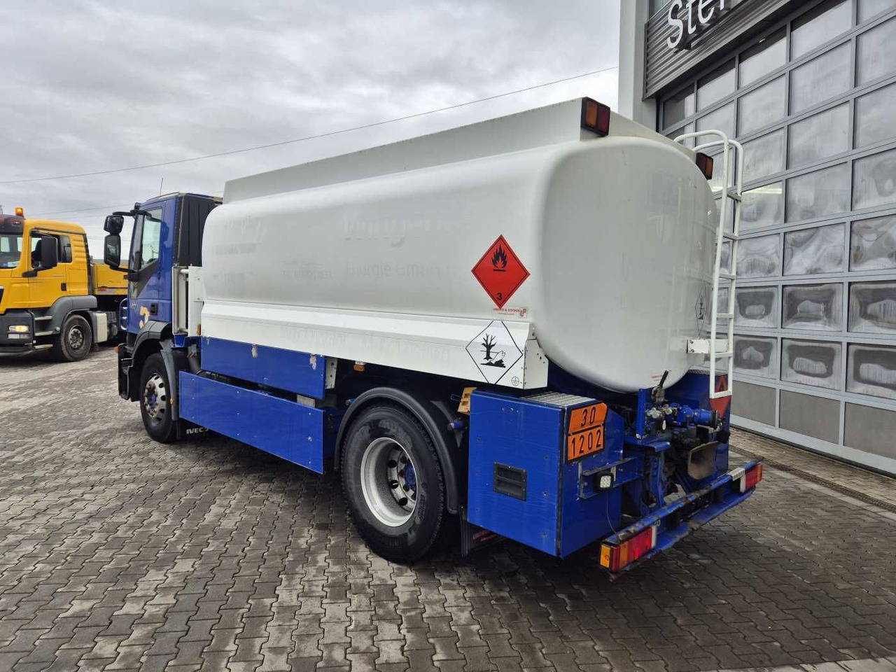 Iveco Stralis AD190S42/P 14.000L Lindner&Fischer - 유조트럭 : 사진 5 Iveco Stralis AD190S42/P 14.000L Lindner&Fischer - 유조트럭 : 사진 5
