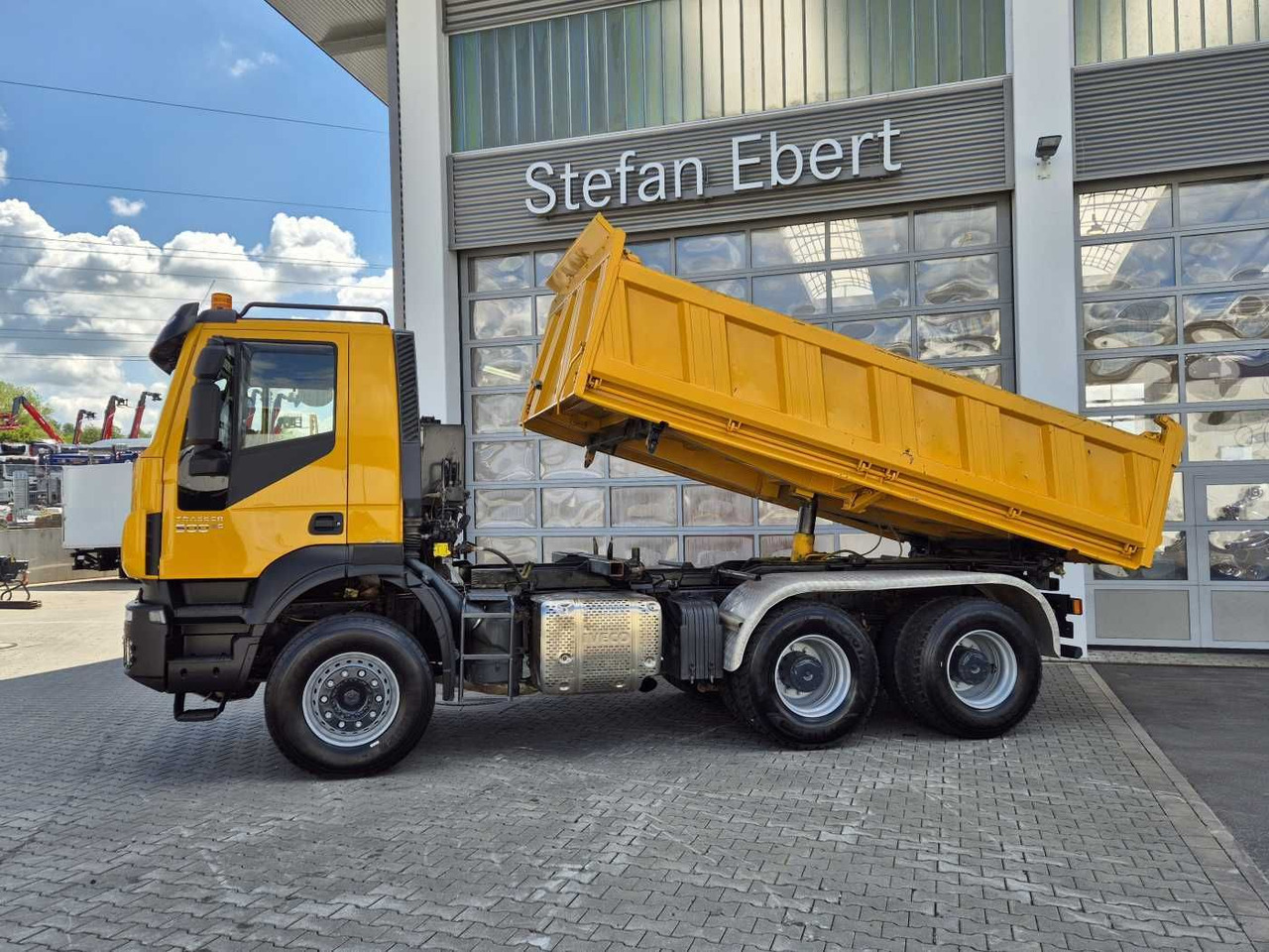 Iveco Trakker AD380T50 6x4 Kipper/SZM Wechselsystem - 트랙터 유닛 : 사진 4 Iveco Trakker AD380T50 6x4 Kipper/SZM Wechselsystem - 트랙터 유닛 : 사진 4