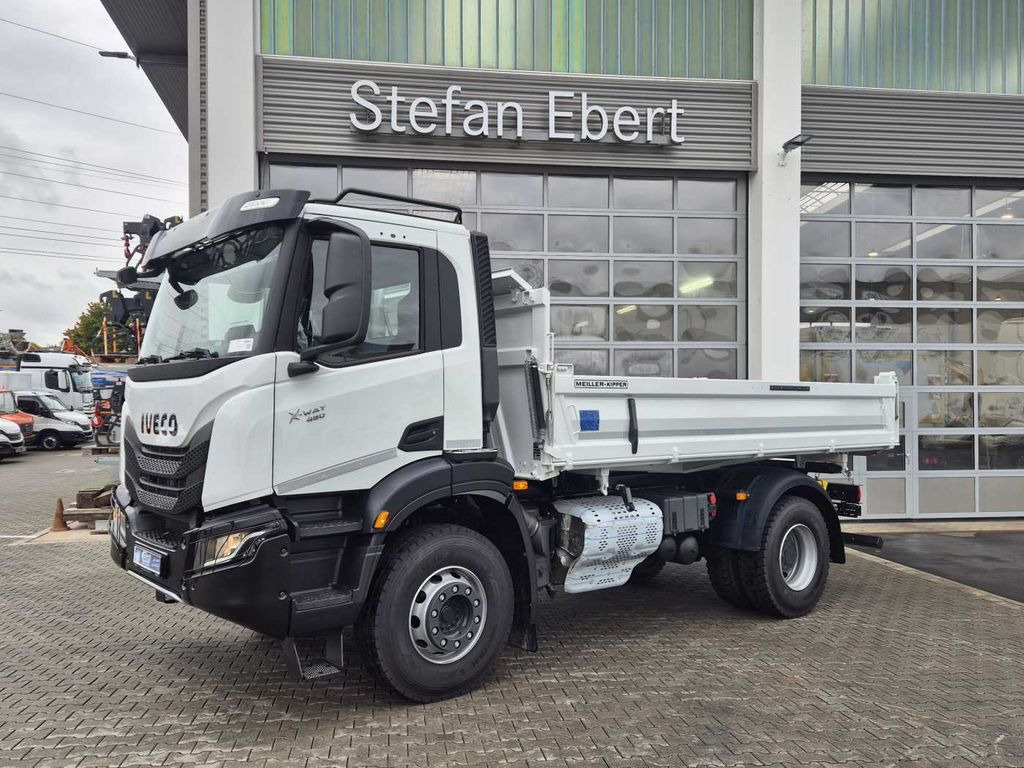 Iveco X-Way AD200X48 HR OFF 4x2 Meiller Intarder 2x - 덤프트럭 : 사진 4 Iveco X-Way AD200X48 HR OFF 4x2 Meiller Intarder 2x - 덤프트럭 : 사진 4