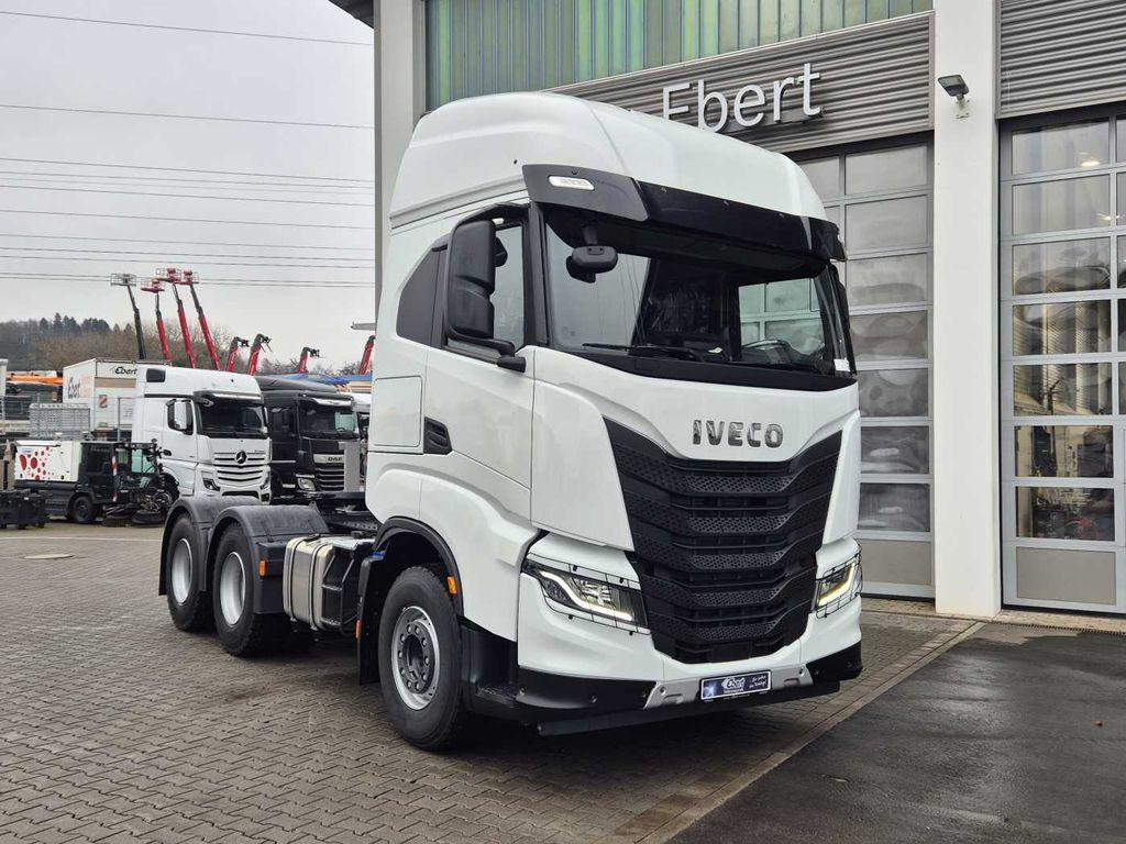 Iveco X-Way AS440X57TZ/P ON+ 6x4 Intarder 2xBett - 트랙터 유닛 : 사진 2 Iveco X-Way AS440X57TZ/P ON+ 6x4 Intarder 2xBett - 트랙터 유닛 : 사진 2