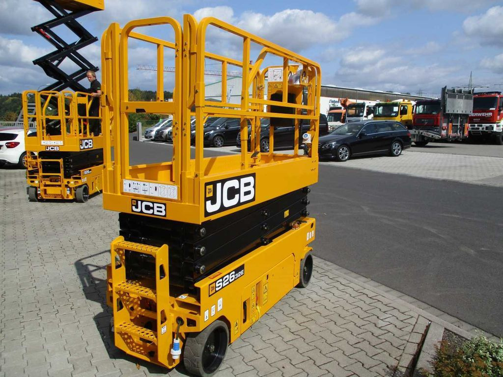 JCB S2632E Scherenbühne // 10,1m Arbeitshöhe - 시저 리프트 : 사진 5 JCB S2632E Scherenbühne // 10,1m Arbeitshöhe - 시저 리프트 : 사진 5