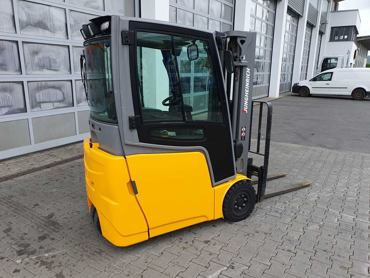 Jungheinrich EFG 215 / Triplex: 4.25m! / SS / 4.297h! - 전기 지게차 : 사진 3 Jungheinrich EFG 215 / Triplex: 4.25m! / SS / 4.297h! - 전기 지게차 : 사진 3