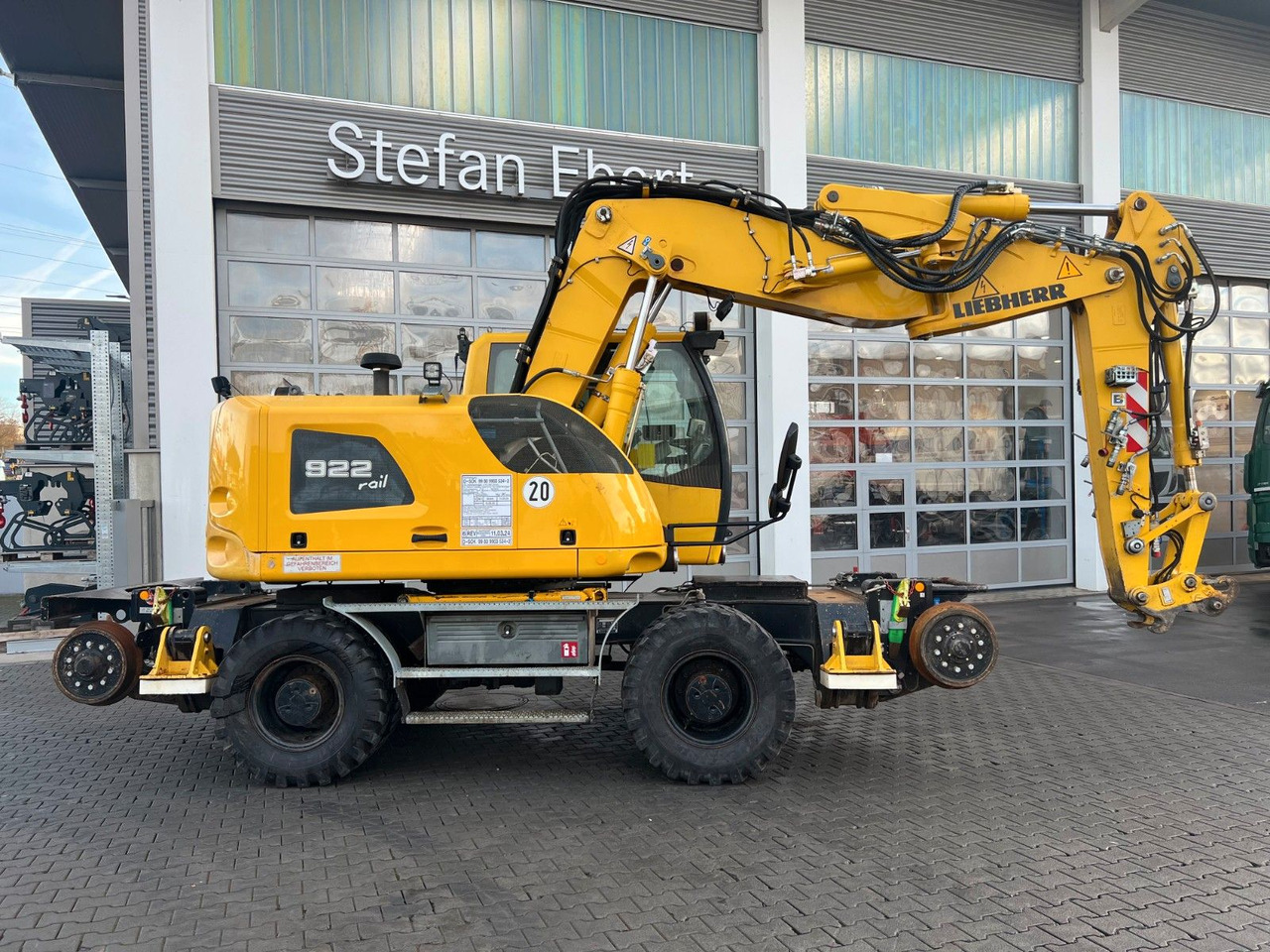 Liebherr A922 Rail Litronic / 8.277h / Bahnzulassung 2030 - 휠 굴삭기 : 사진 3 Liebherr A922 Rail Litronic / 8.277h / Bahnzulassung 2030 - 휠 굴삭기 : 사진 3