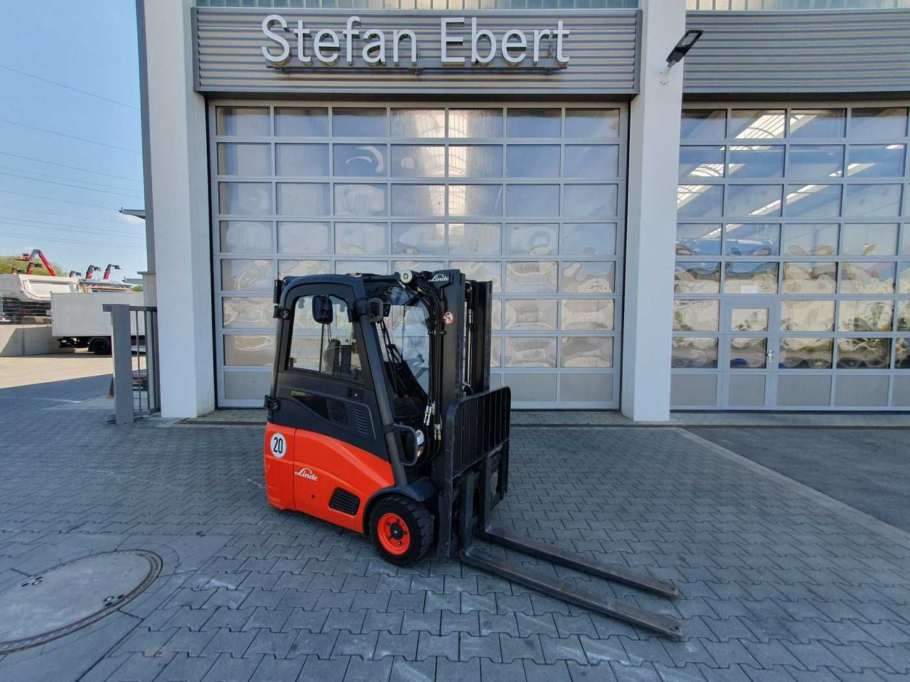 Linde E14 - 01 / Triplex: 4.10m! / SS / nur 1.003h! - 전기 지게차 : 사진 1 Linde E14 - 01 / Triplex: 4.10m! / SS / nur 1.003h! - 전기 지게차 : 사진 1