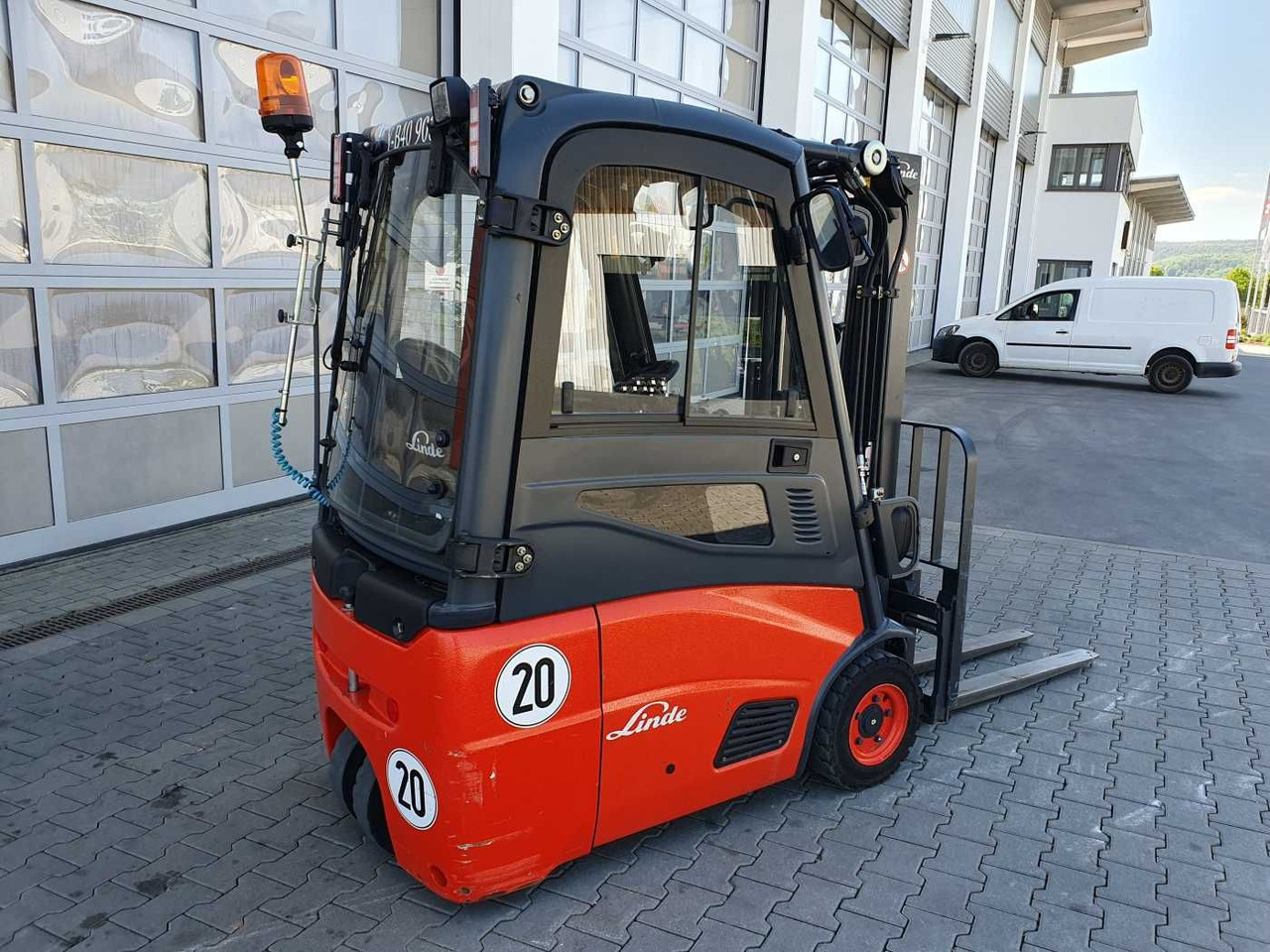 Linde E14 - 01 / Triplex: 4.10m! / SS / nur 1.003h! - 전기 지게차 : 사진 3 Linde E14 - 01 / Triplex: 4.10m! / SS / nur 1.003h! - 전기 지게차 : 사진 3