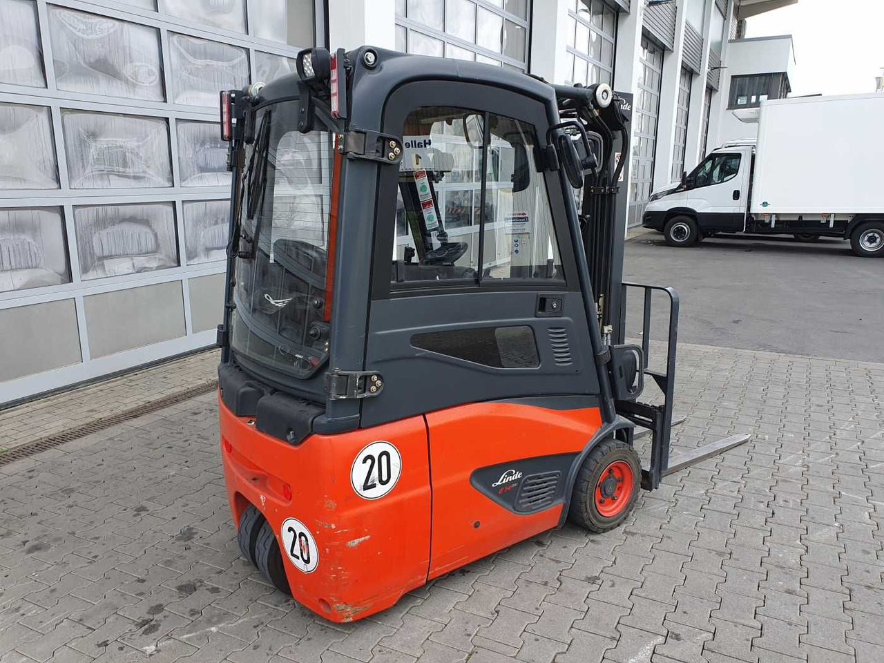 Linde E14 - 02 / Triplex: 4.00m! / SS / nur 1.777h! - 전기 지게차 : 사진 3 Linde E14 - 02 / Triplex: 4.00m! / SS / nur 1.777h! - 전기 지게차 : 사진 3