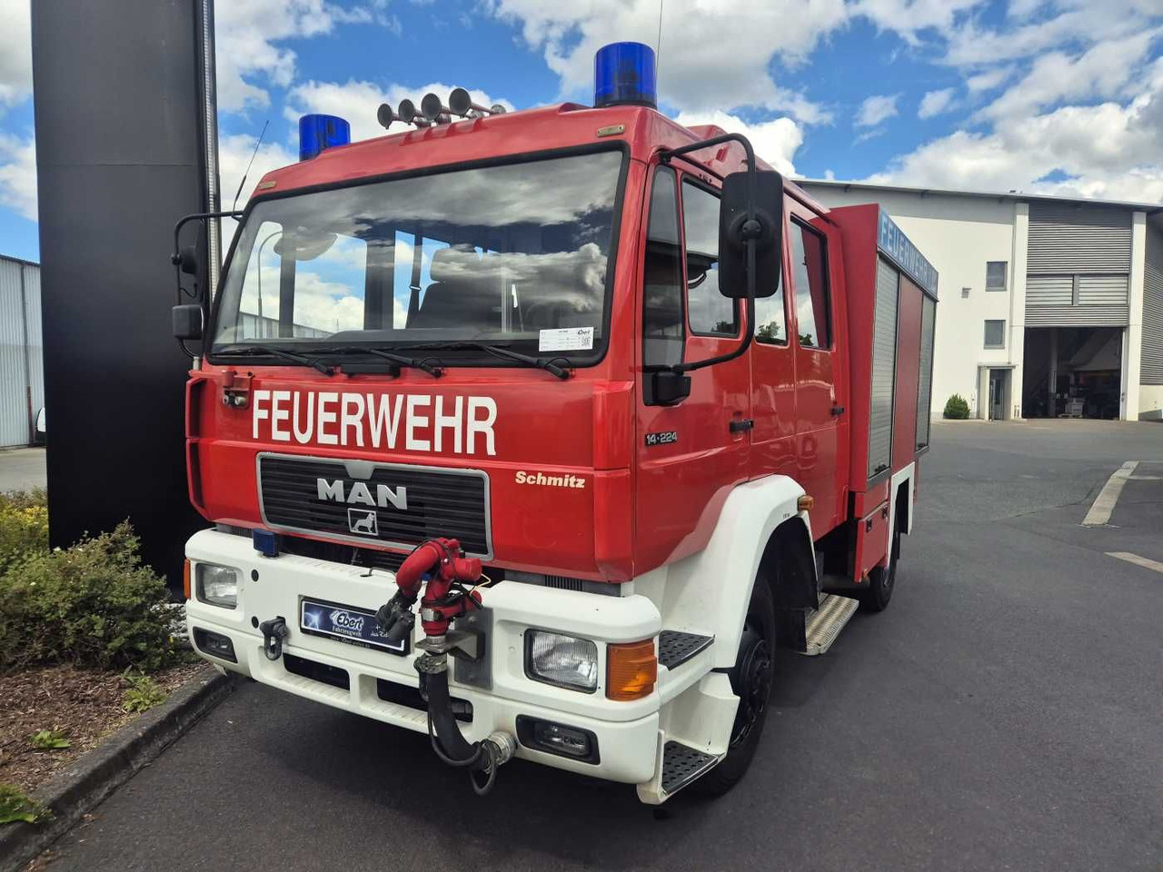 MAN 14.224 4x4 TLF 16/29 Tanklöschfahrzeug Feuerwehr - 유조트럭 : 사진 2 MAN 14.224 4x4 TLF 16/29 Tanklöschfahrzeug Feuerwehr - 유조트럭 : 사진 2