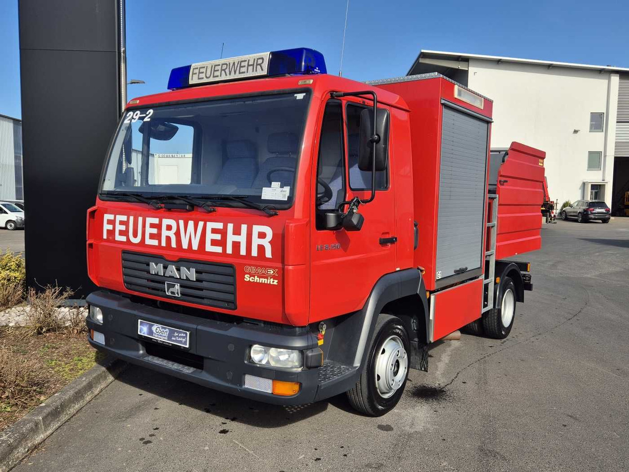 MAN LE 8.150 Schaumlöschfahrzeug Schmitz SLF25/25 - 트럭 : 사진 2 MAN LE 8.150 Schaumlöschfahrzeug Schmitz SLF25/25 - 트럭 : 사진 2