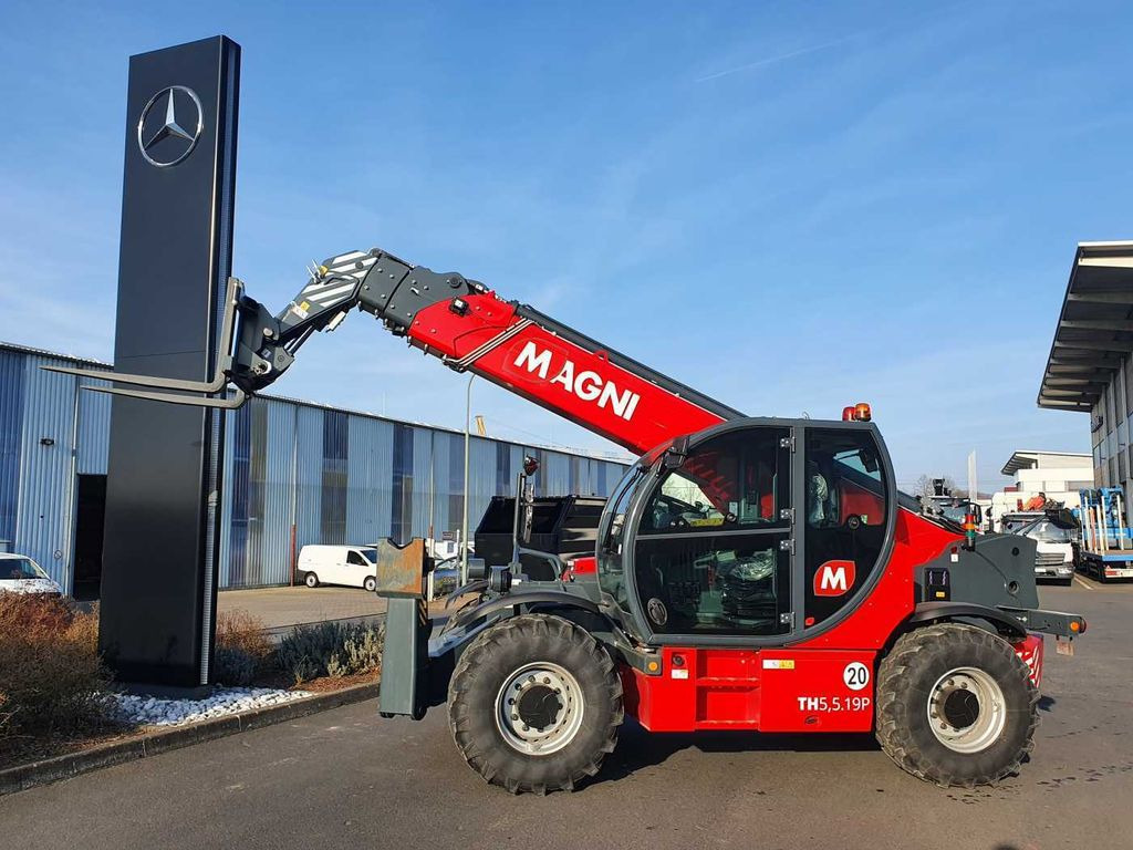 Magni TH 5,5.19 P / 5,5to - 19m / 102PS DEMO 70h - 텔레스코픽 핸들러 : 사진 1 Magni TH 5,5.19 P / 5,5to - 19m / 102PS DEMO 70h - 텔레스코픽 핸들러 : 사진 1