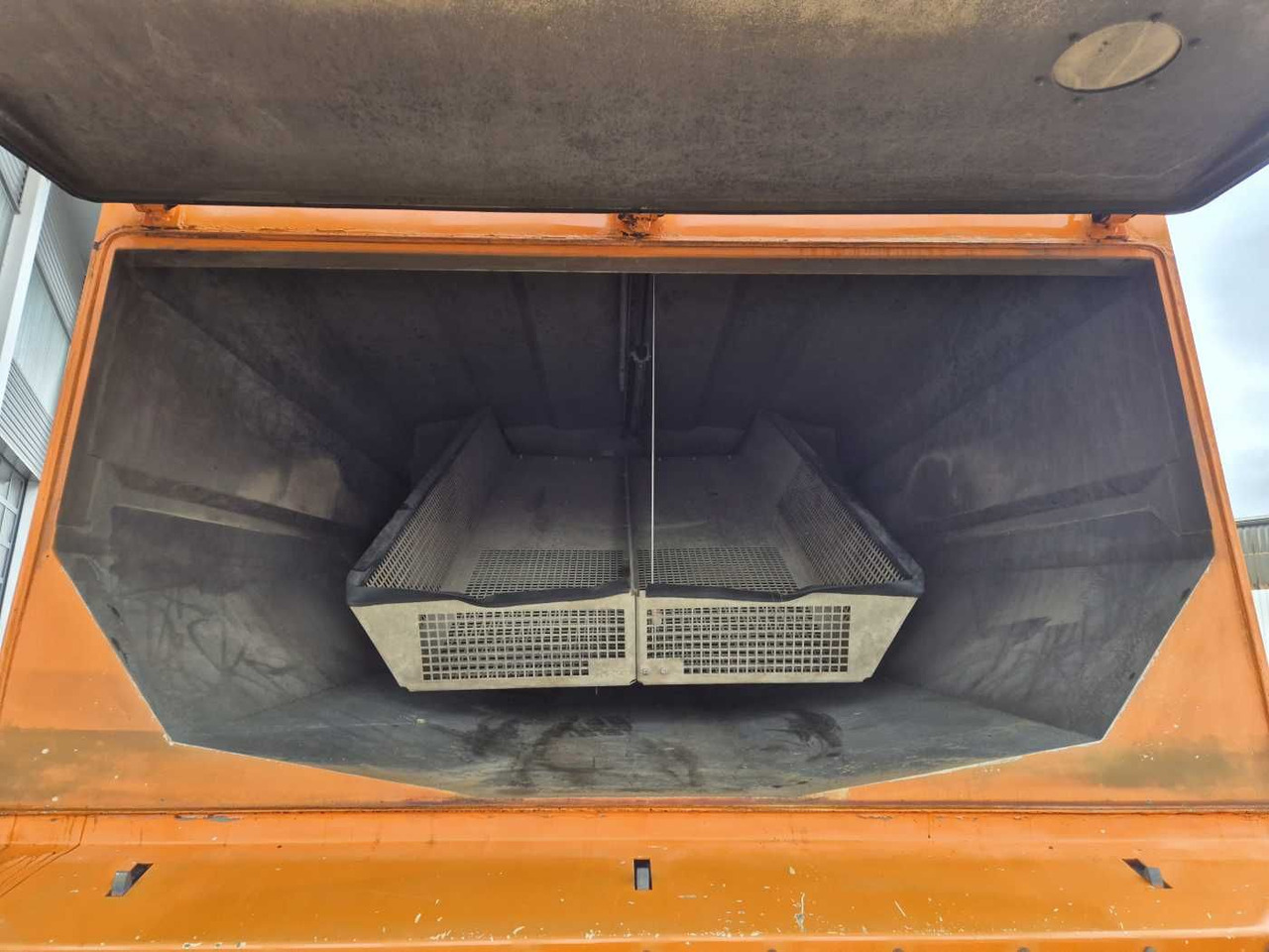 거리 청소 차량 Mercedes-Benz Actros 2032 A 4x4 Bucher STKF 9500 Airport 30x : 사진 8