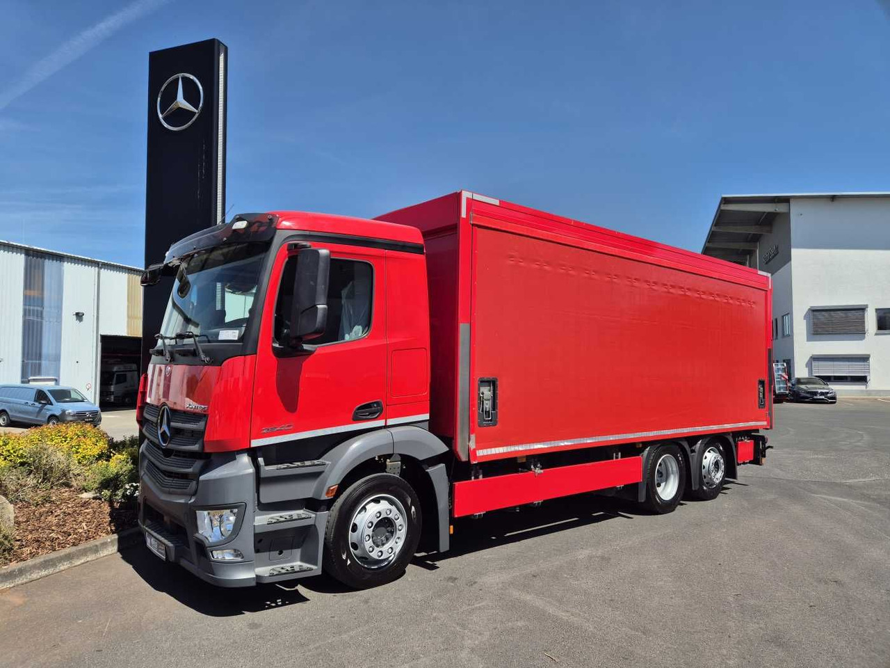 Mercedes-Benz Antos 2540 LnR 6x2 LBW Schiebeplanen AHK - 음료 트럭 : 사진 2 Mercedes-Benz Antos 2540 LnR 6x2 LBW Schiebeplanen AHK - 음료 트럭 : 사진 2