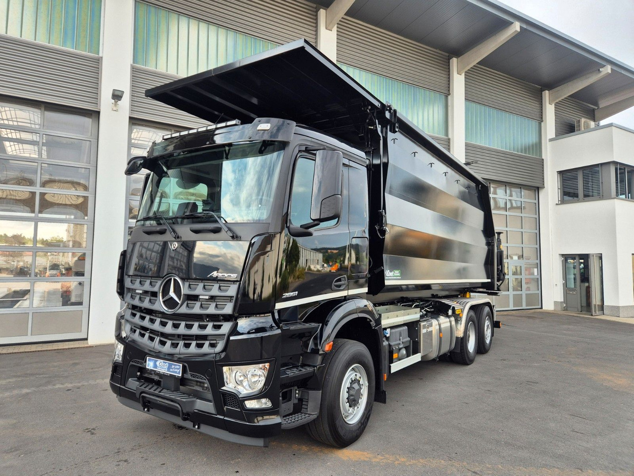 Mercedes-Benz Arocs 2751 6x2 HAD / Abroller EBERT Fällbox Q150 Mercedes-Benz Arocs 2751 6x2 HAD/ Abroller EBERT Forstbox Q150 - 후크 리프트 트럭 : 사진 1 Mercedes-Benz Arocs 2751 6x2 HAD / Abroller EBERT Fällbox Q150 Mercedes-Benz Arocs 2751 6x2 HAD/ Abroller EBERT Forstbox Q150 - 후크 리프트 트럭 : 사진 1