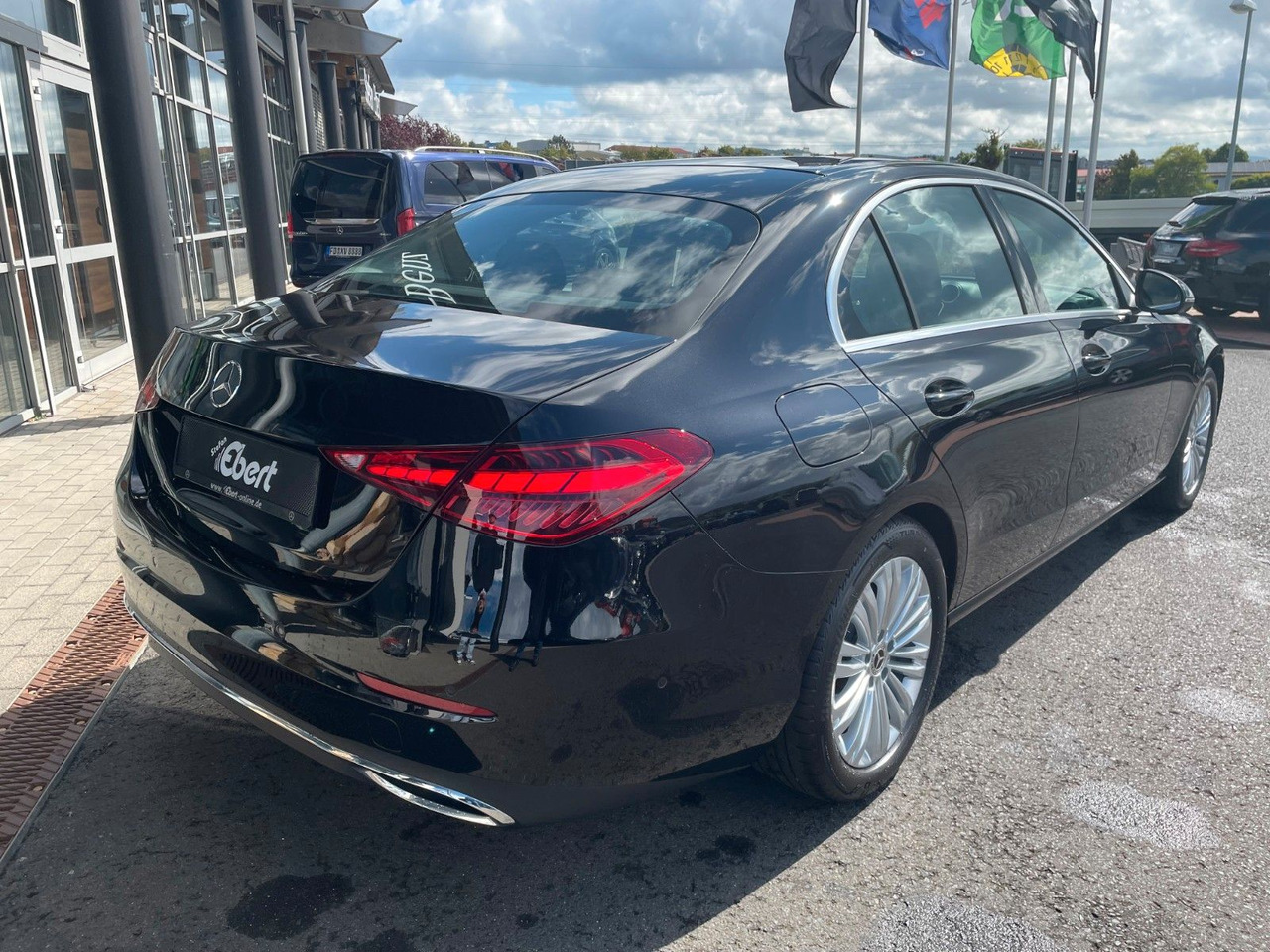 Mercedes-Benz C 200 d AVANTGARDE 360°+TOTW+Carplay+Ambiente - 세단 : 사진 4 Mercedes-Benz C 200 d AVANTGARDE 360°+TOTW+Carplay+Ambiente - 세단 : 사진 4