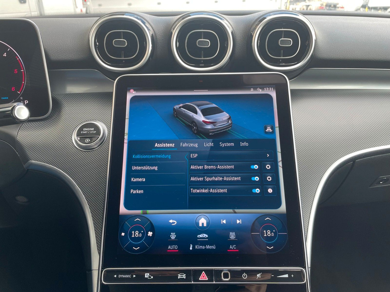 리스 Mercedes-Benz C 200 d AVANTGARDE 360°+TOTW+Carplay+Ambiente Mercedes-Benz C 200 d AVANTGARDE 360°+TOTW+Carplay+Ambiente : 사진 16 리스 Mercedes-Benz C 200 d AVANTGARDE 360°+TOTW+Carplay+Ambiente Mercedes-Benz C 200 d AVANTGARDE 360°+TOTW+Carplay+Ambiente : 사진 16