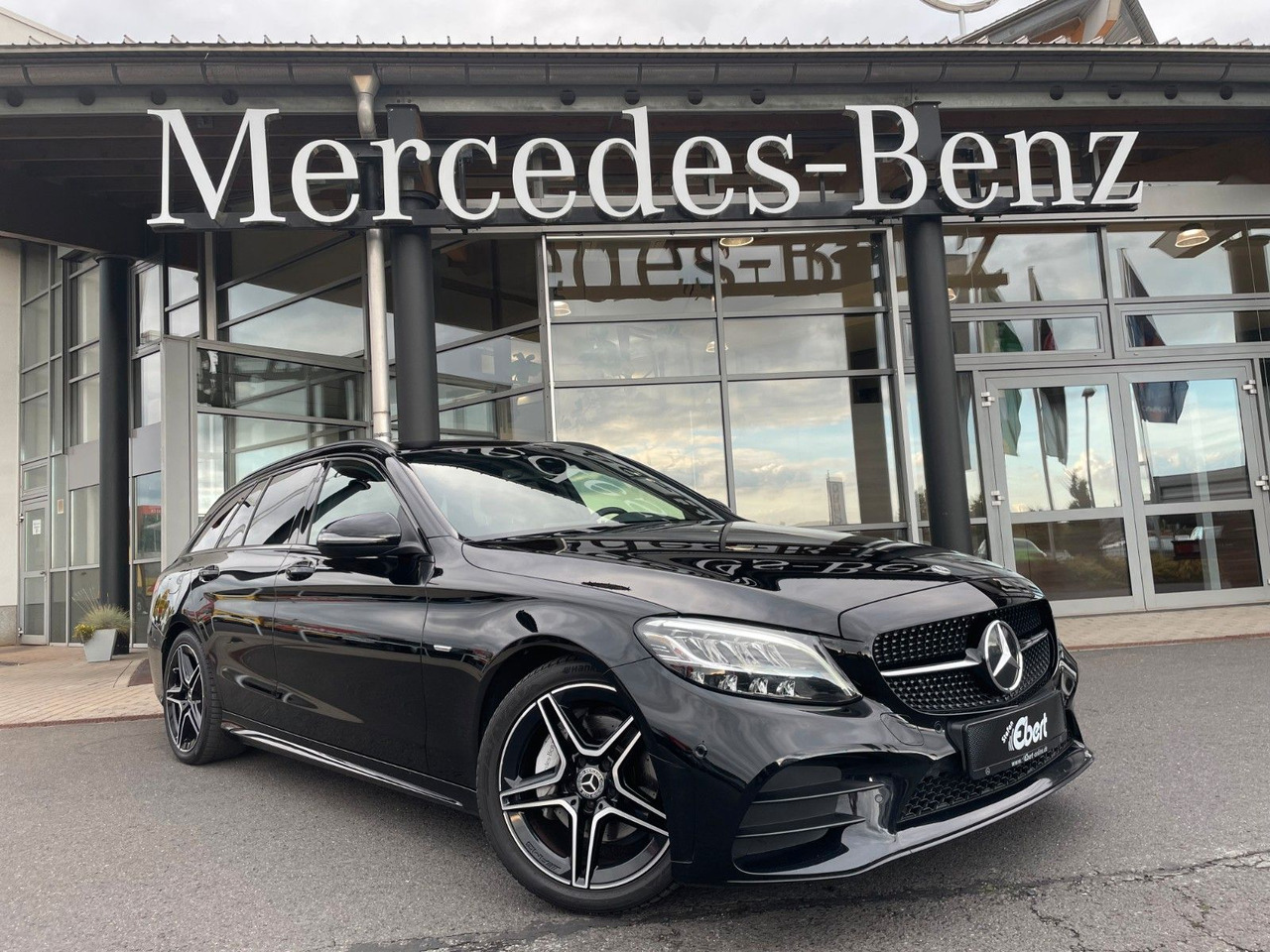 Mercedes-Benz C 220d NightEdition+AMG+Distr+SportfahrW+RFK - 스테이션 왜건 : 사진 1 Mercedes-Benz C 220d NightEdition+AMG+Distr+SportfahrW+RFK - 스테이션 왜건 : 사진 1