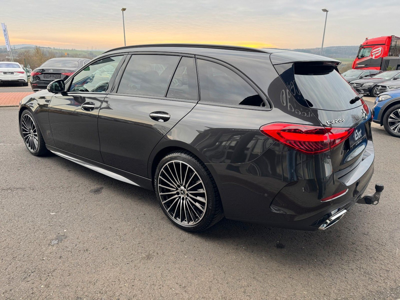 Mercedes-Benz C 220d T AMG Digital+AHK+Pano+Memory+360°+SKLIMA - 스테이션 왜건 : 사진 3 Mercedes-Benz C 220d T AMG Digital+AHK+Pano+Memory+360°+SKLIMA - 스테이션 왜건 : 사진 3