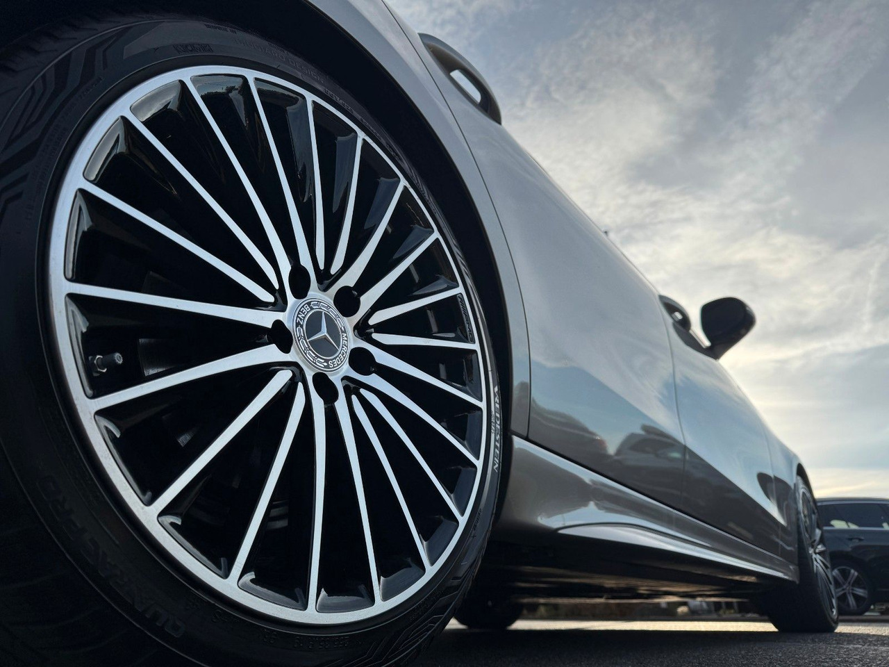 Mercedes-Benz C 300 AMG+Pano+Burmester+360+Digital+Memory - 세단 : 사진 5 Mercedes-Benz C 300 AMG+Pano+Burmester+360+Digital+Memory - 세단 : 사진 5