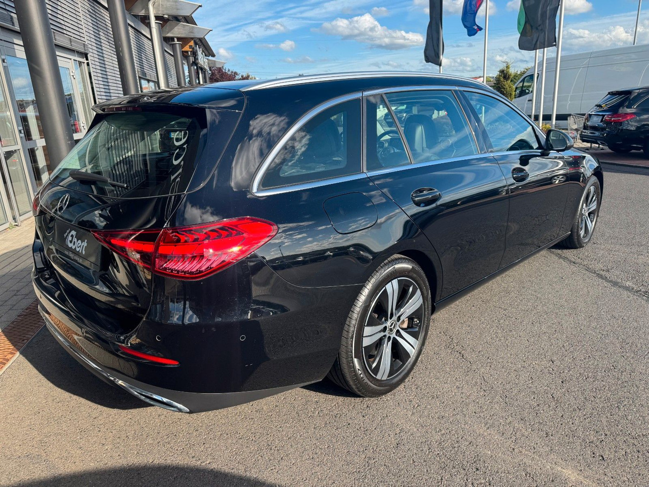 Mercedes-Benz C 300d T Avantgarde+RKamera+TotW+Ambiente - 스테이션 왜건 : 사진 4 Mercedes-Benz C 300d T Avantgarde+RKamera+TotW+Ambiente - 스테이션 왜건 : 사진 4