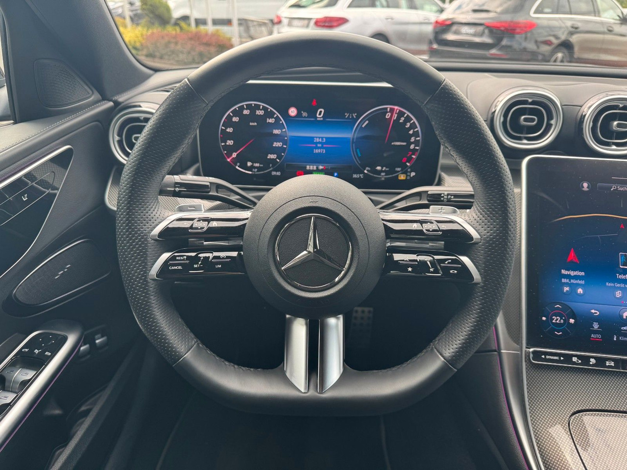 세단 Mercedes-Benz C 400e 4M AMG+HUD+RFK+TotW+Ambiente+Night : 사진 15 세단 Mercedes-Benz C 400e 4M AMG+HUD+RFK+TotW+Ambiente+Night : 사진 15