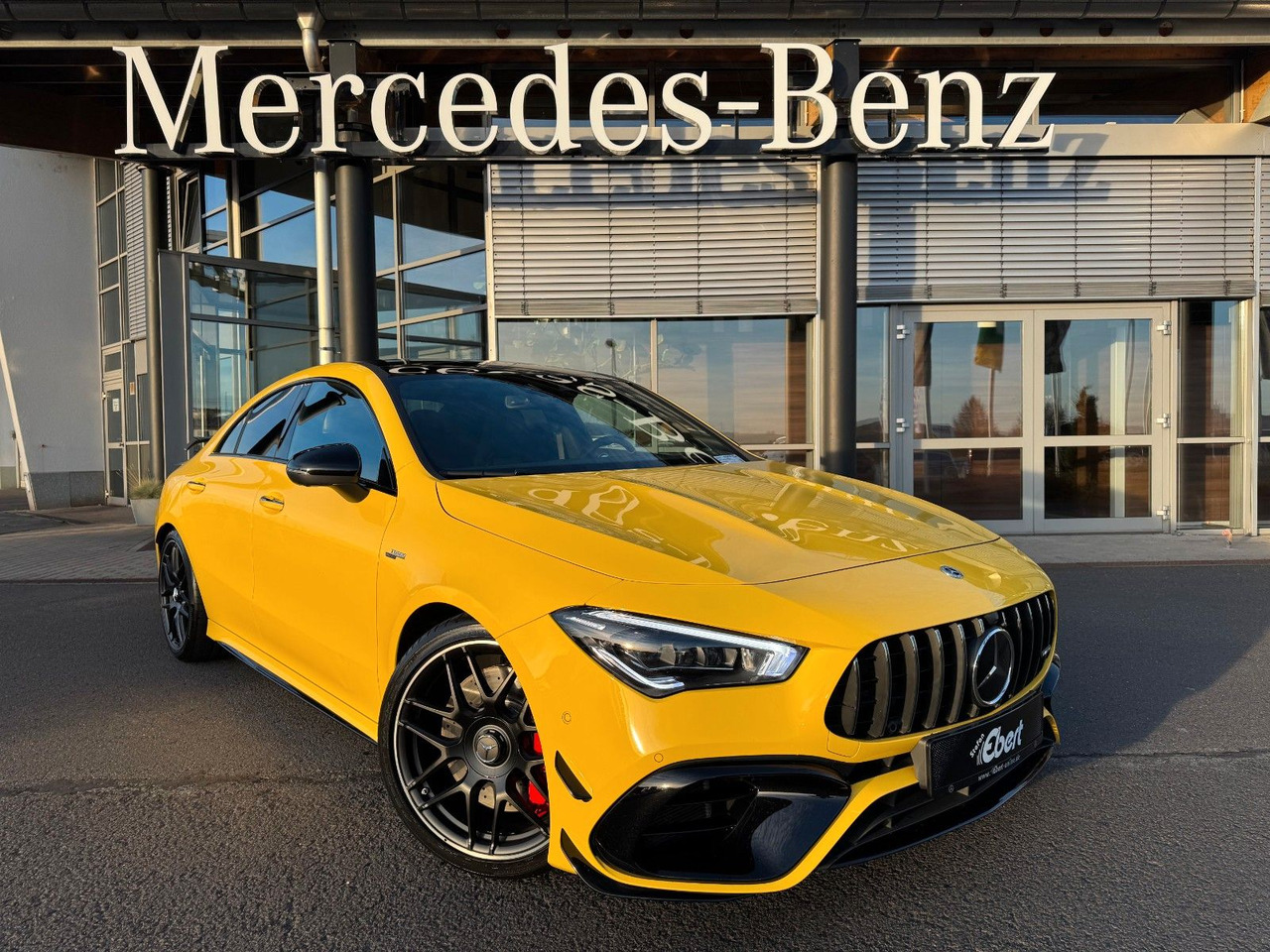 Mercedes-Benz CLA 45 AMG+Aerodynamic+Pano+Burm+Multikontur+ - 쿠페 : 사진 1 Mercedes-Benz CLA 45 AMG+Aerodynamic+Pano+Burm+Multikontur+ - 쿠페 : 사진 1