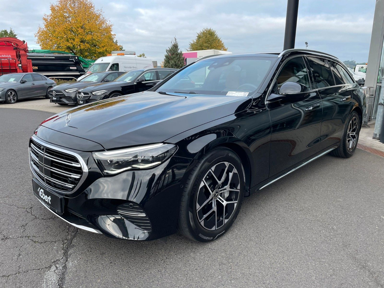 Mercedes-Benz E 220 d T Exclusive Nappa+AHK+360°+Burm+Sitzklim - 스테이션 왜건 : 사진 2 Mercedes-Benz E 220 d T Exclusive Nappa+AHK+360°+Burm+Sitzklim - 스테이션 왜건 : 사진 2