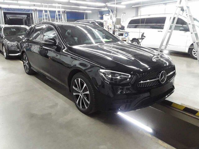 Mercedes-Benz E 300 T de 4M AMG+AHK+Distr+Burm+ R-Kamera+Carpl - 차량 : 사진 2 Mercedes-Benz E 300 T de 4M AMG+AHK+Distr+Burm+ R-Kamera+Carpl - 차량 : 사진 2