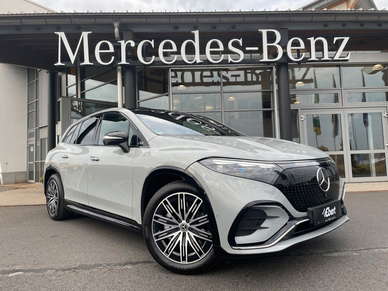 Mercedes-Benz EQS SUV 580 AMG DigL+AIR+HUD+Hyper+Burm+Pano - SUV : 사진 1 Mercedes-Benz EQS SUV 580 AMG DigL+AIR+HUD+Hyper+Burm+Pano - SUV : 사진 1